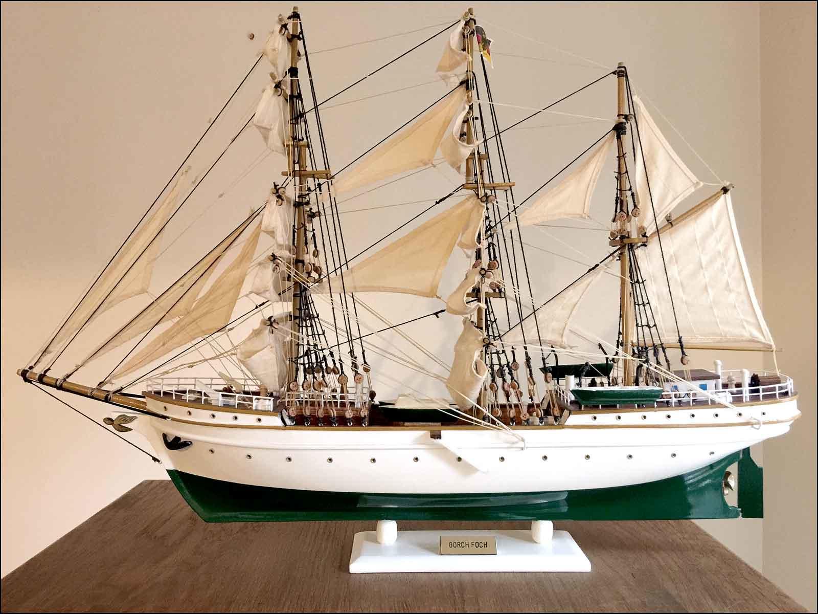 wooden scale model ship Gorch Fock