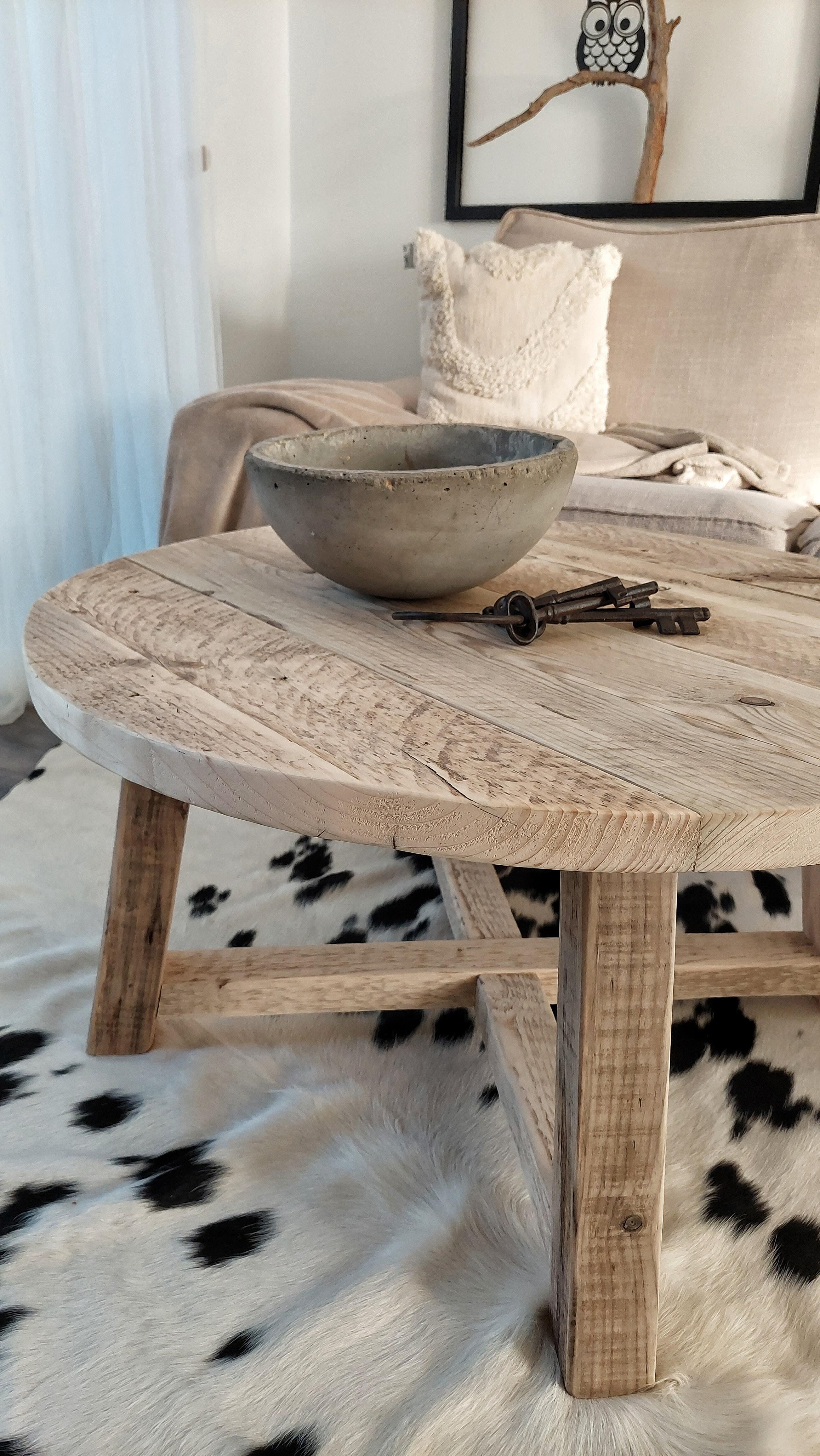 Coffee table MOON