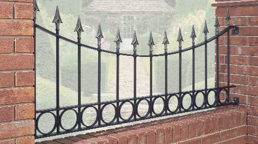 Balmoral Shaped Railings with rings