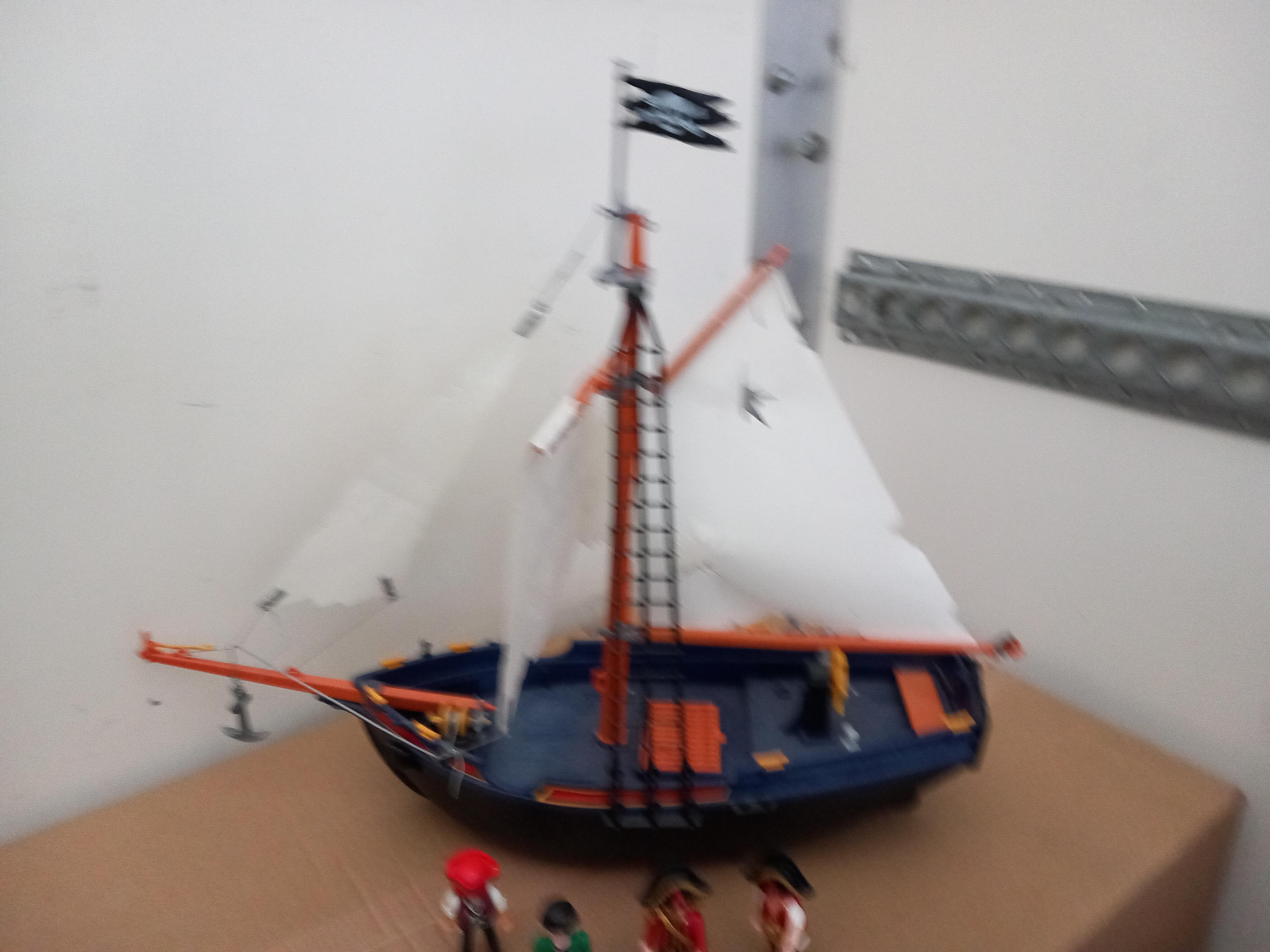 Playmobil 5810 pirate ship online