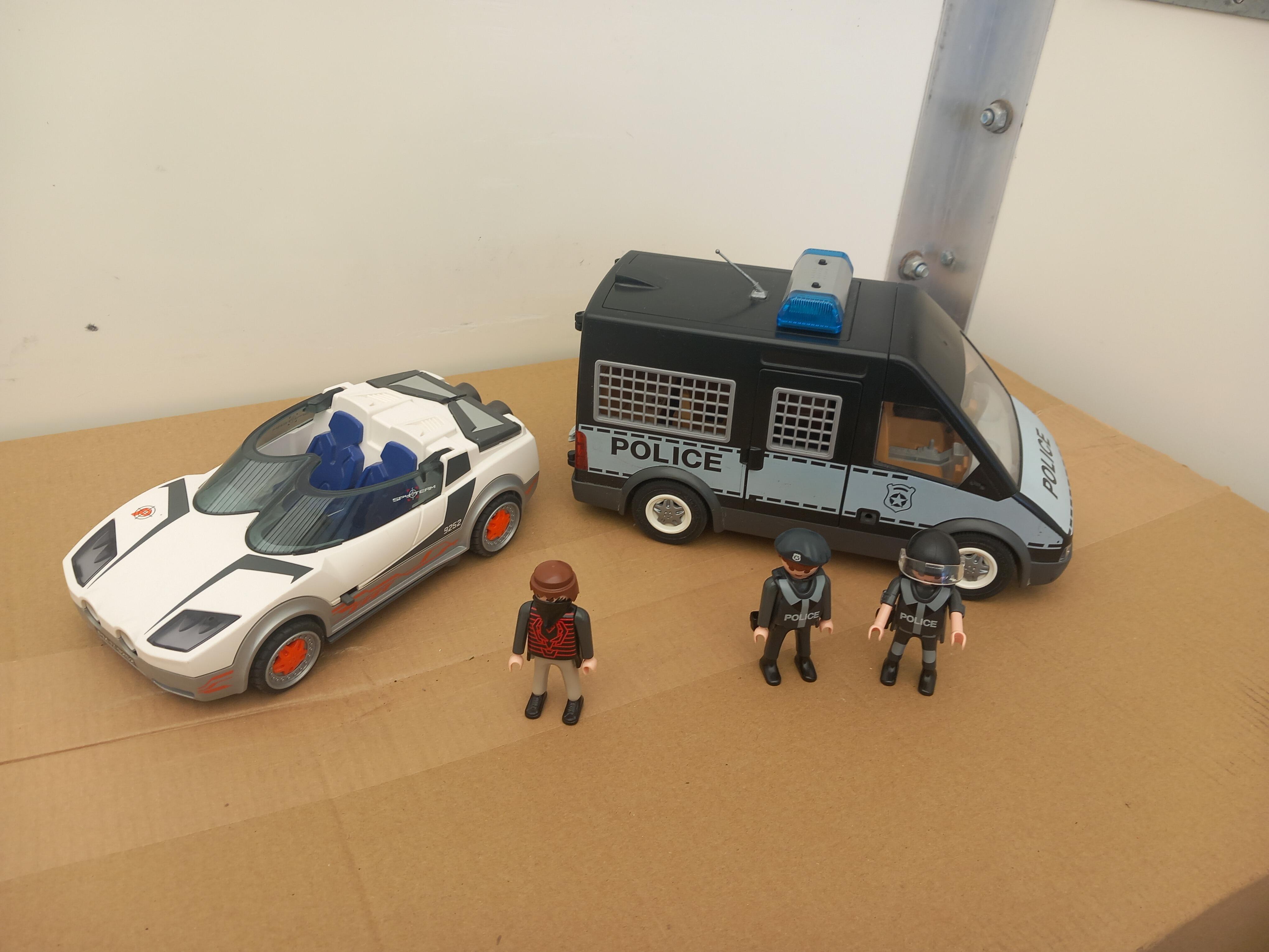 Playmobil spy car online