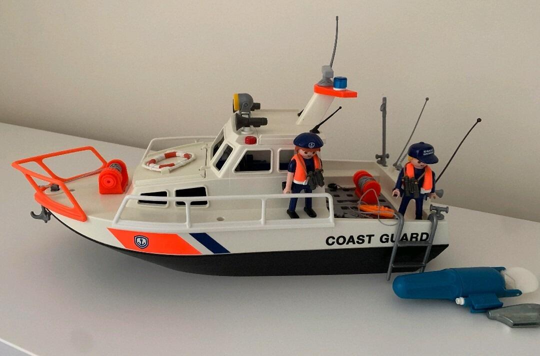 Playmobil patrol boat online