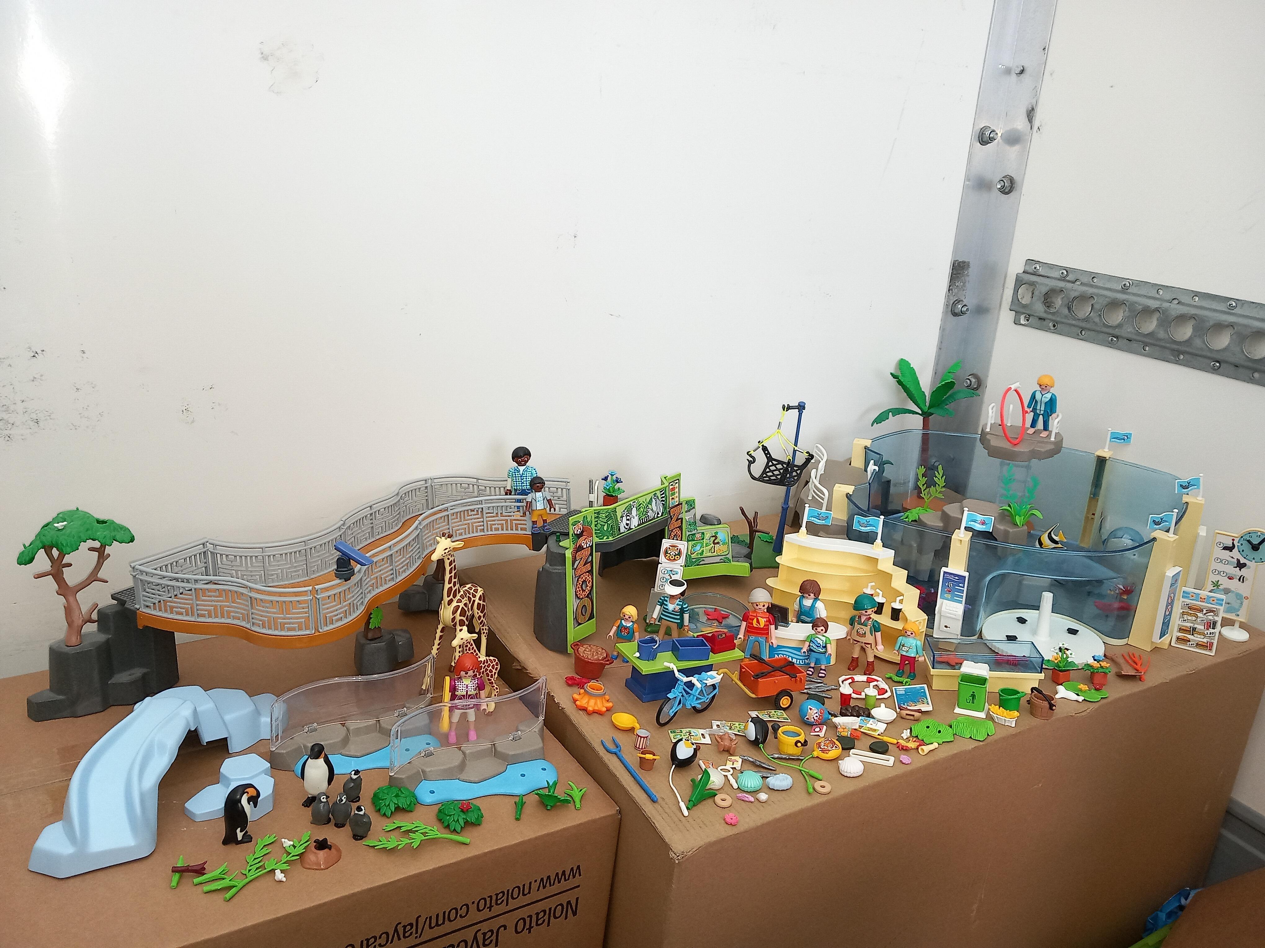 Playmobil 70341 Large Zoo 9060 9061 Aquarium Shop Used Clearance