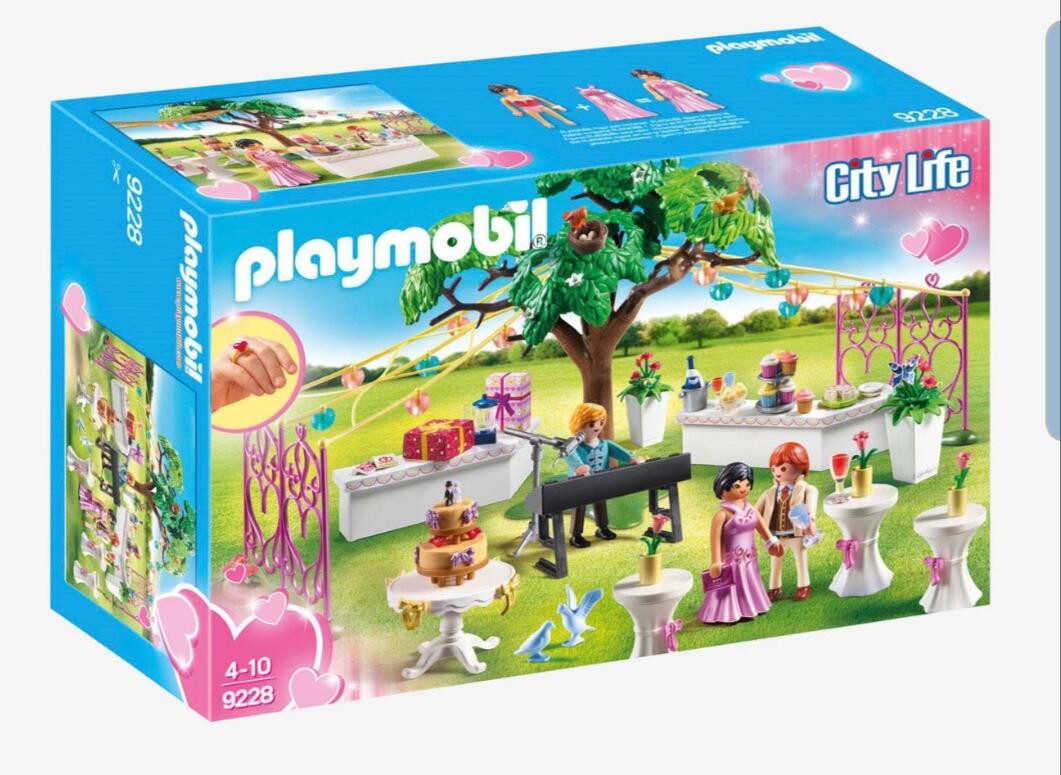 Playmobil 9228 Wedding Reception Clearance Bargain