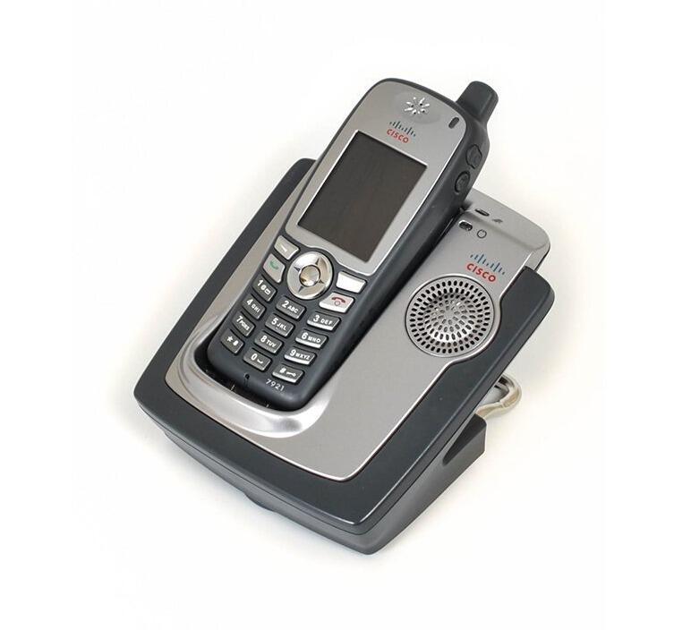 Cisco Unified Wireless IP Phone 7921G Kit cisco-unified-wireless-ip-phone-7921g-kit