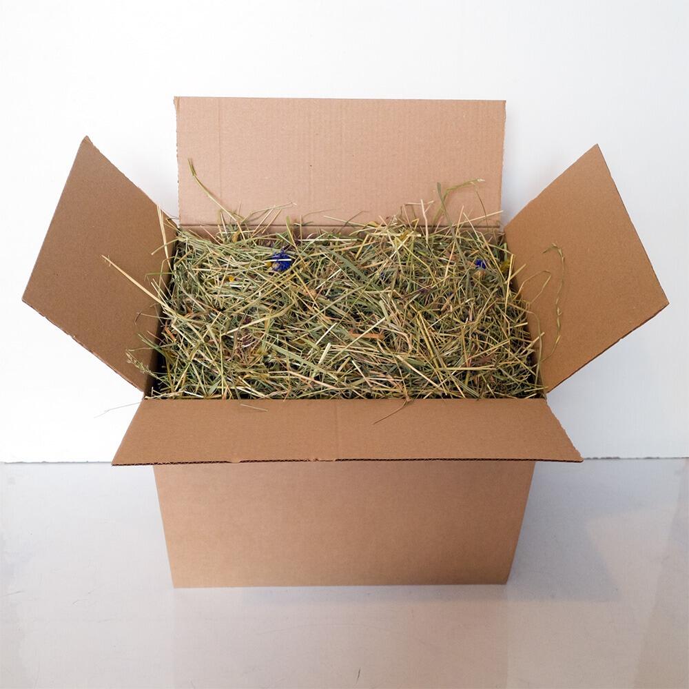 Mixed Hay Box (FREE DELIVERY)