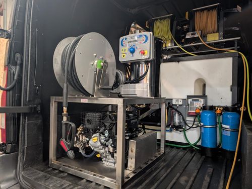 Watertek 21L Hot Compact Van Mount