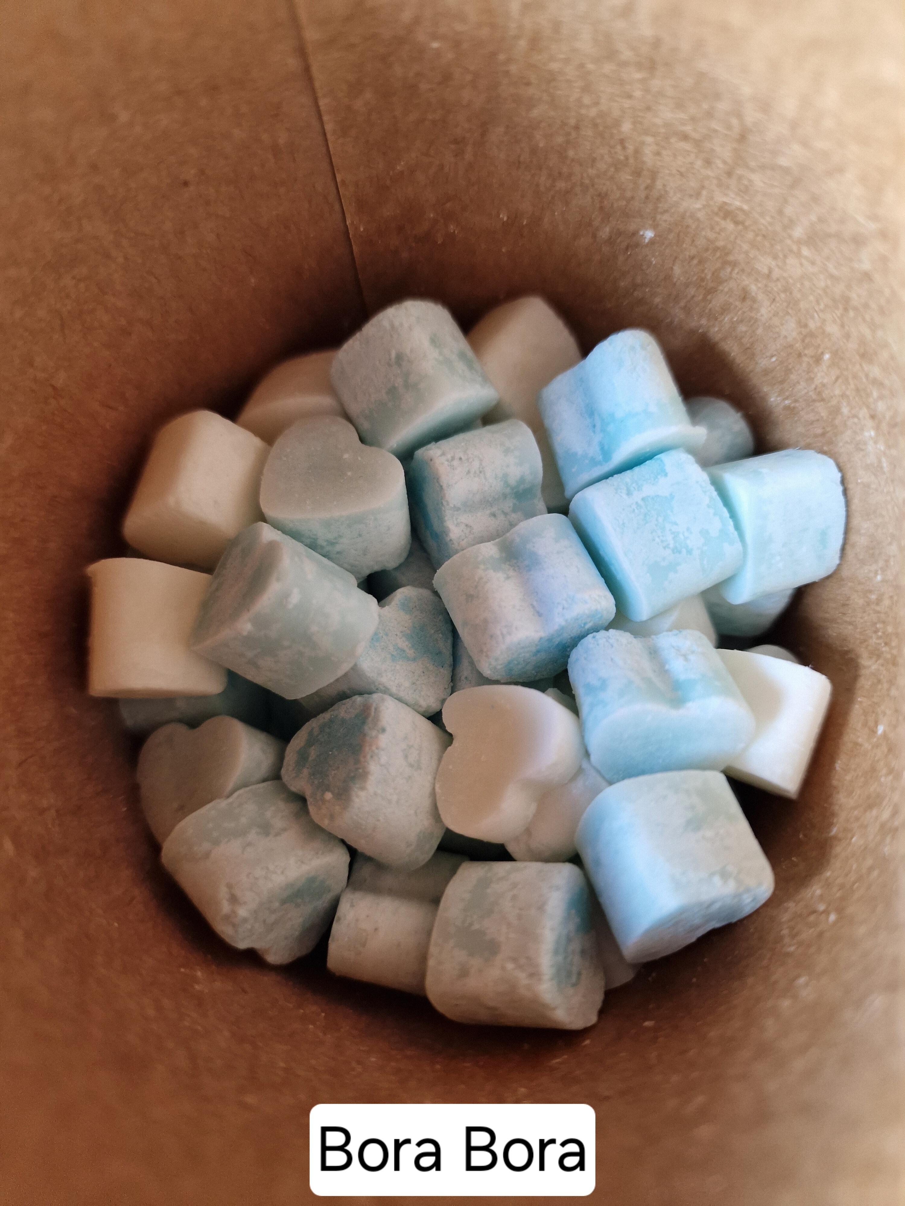 100g Tub of Bora Bora scented Scoopies
