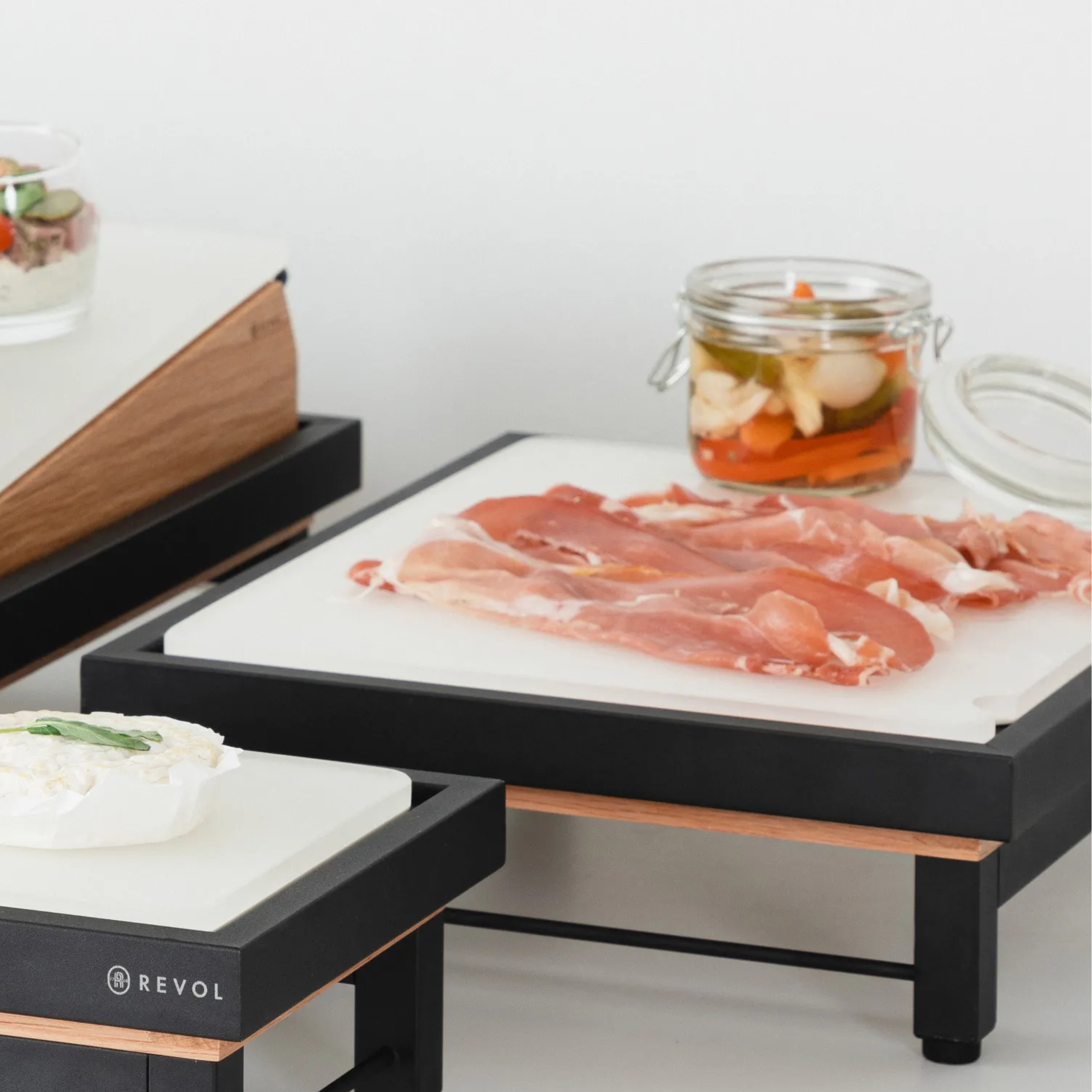 Riser Scene Revol En Scène Riser Matte Black Metal for Gastronorm 1/2 (Riser only)