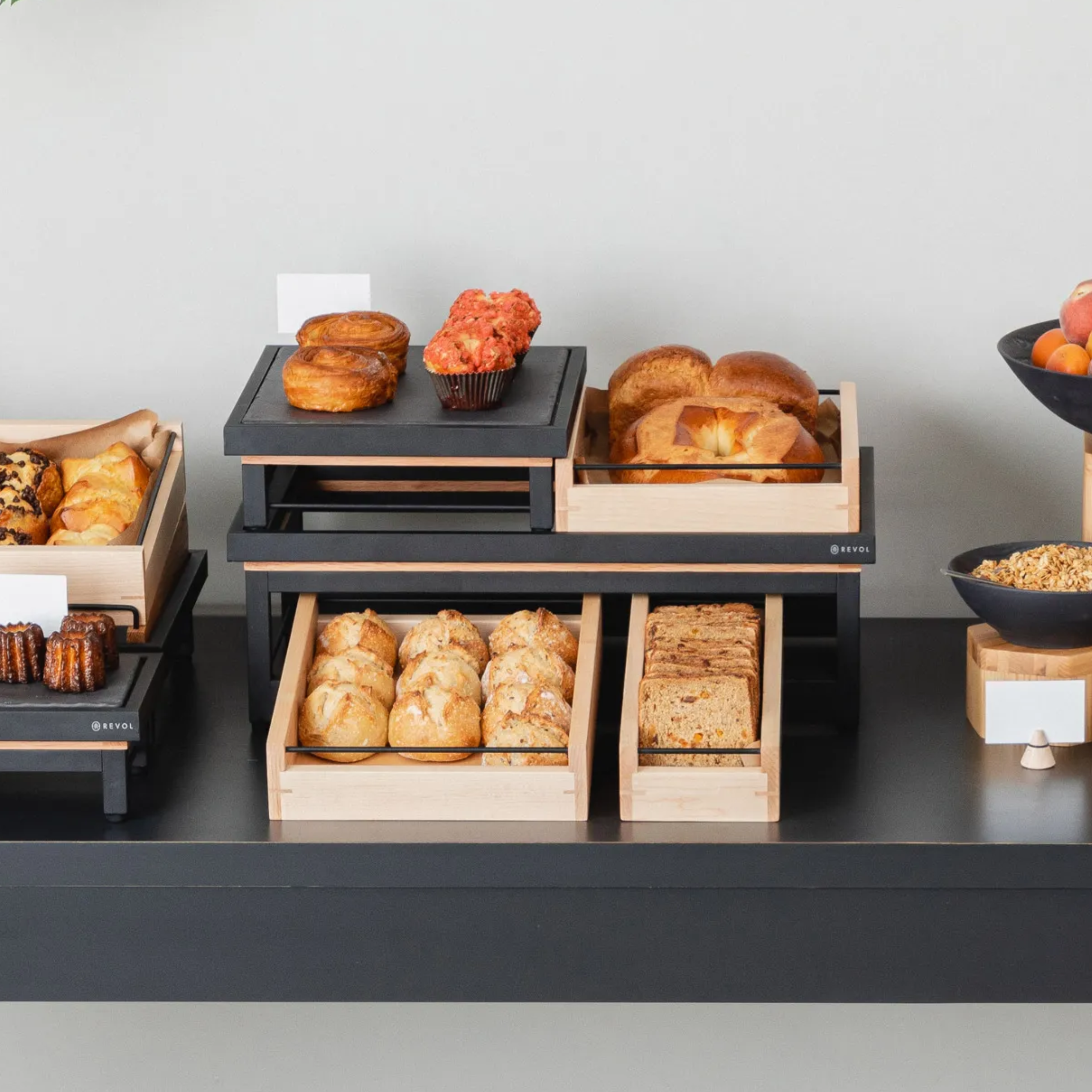 Revol En Scène Riser Matte Black Metal for Gastronorm 1/2 (Riser only)