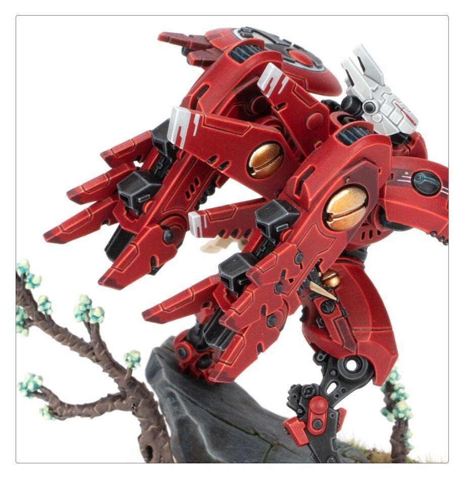 Farsight Enclaves commander in XV86 battlesuit
