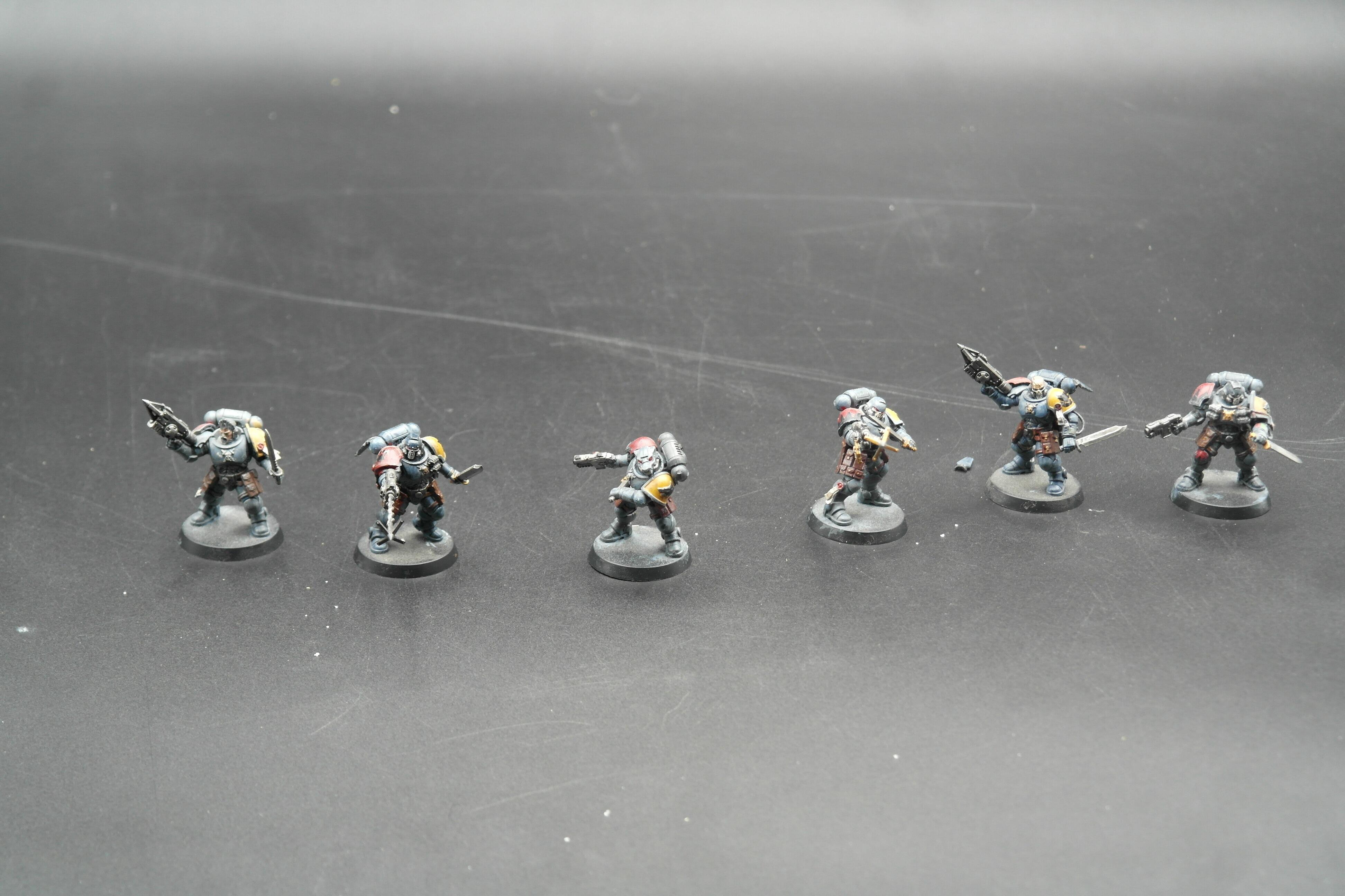 Pre-loved Space Wolves Reivers 6 models Warhammer 40k front view