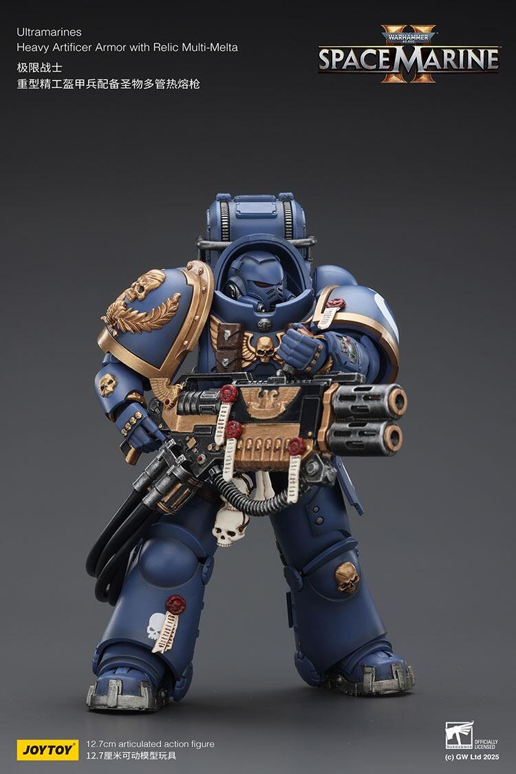 Unboxed view of JoyToy Multi-Melta Marine and accessories