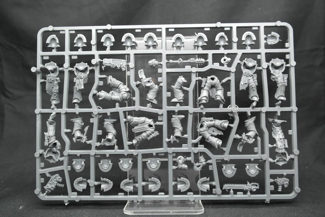 Pre-loved Chaos Legionaries (NOS = New On Sprue) – 40k | Warmodels.co.uk