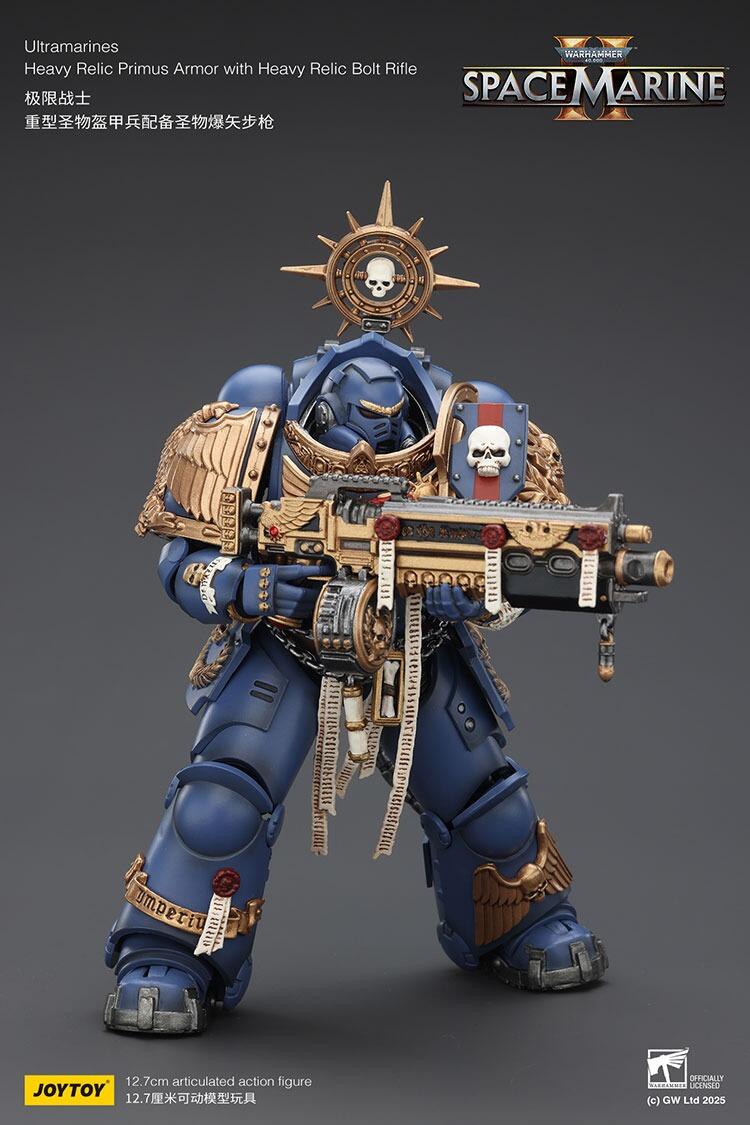 JoyToy Ultramarines with Heavy Relic Bolt Rifle posed