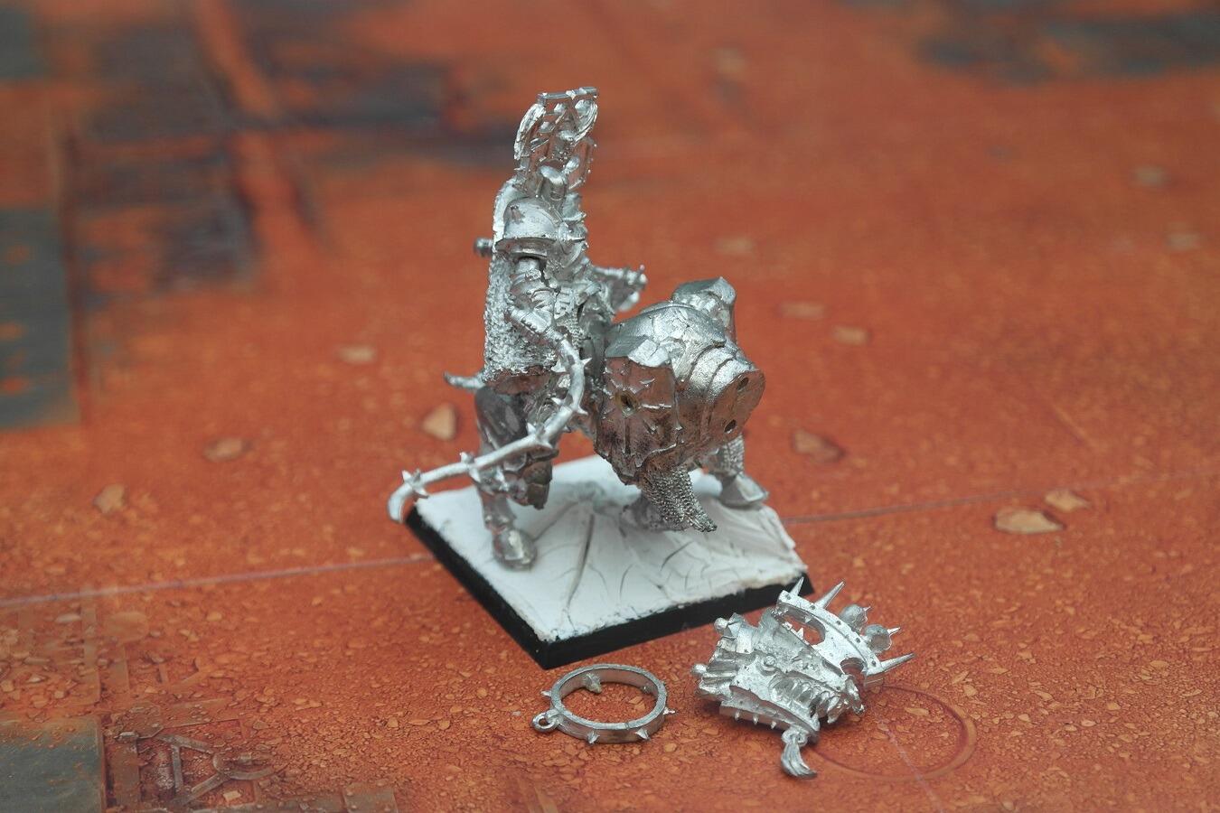 Pre-loved Metal Chaos Lord on Juggernaut complete unassembled front view