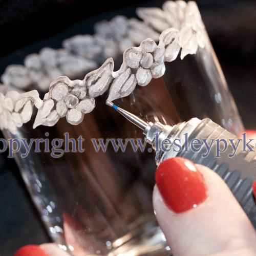 Lesley Pyke Glass Engraving Ltd using Diamond FG inverted cone d
