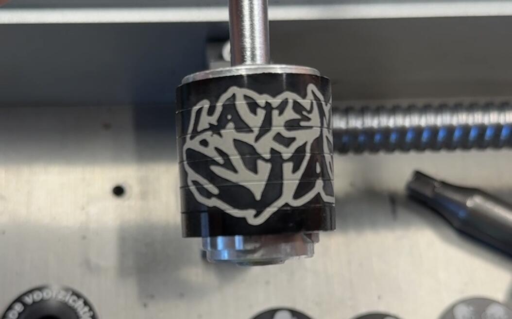 Engraving Across Spacers - 6 in this case