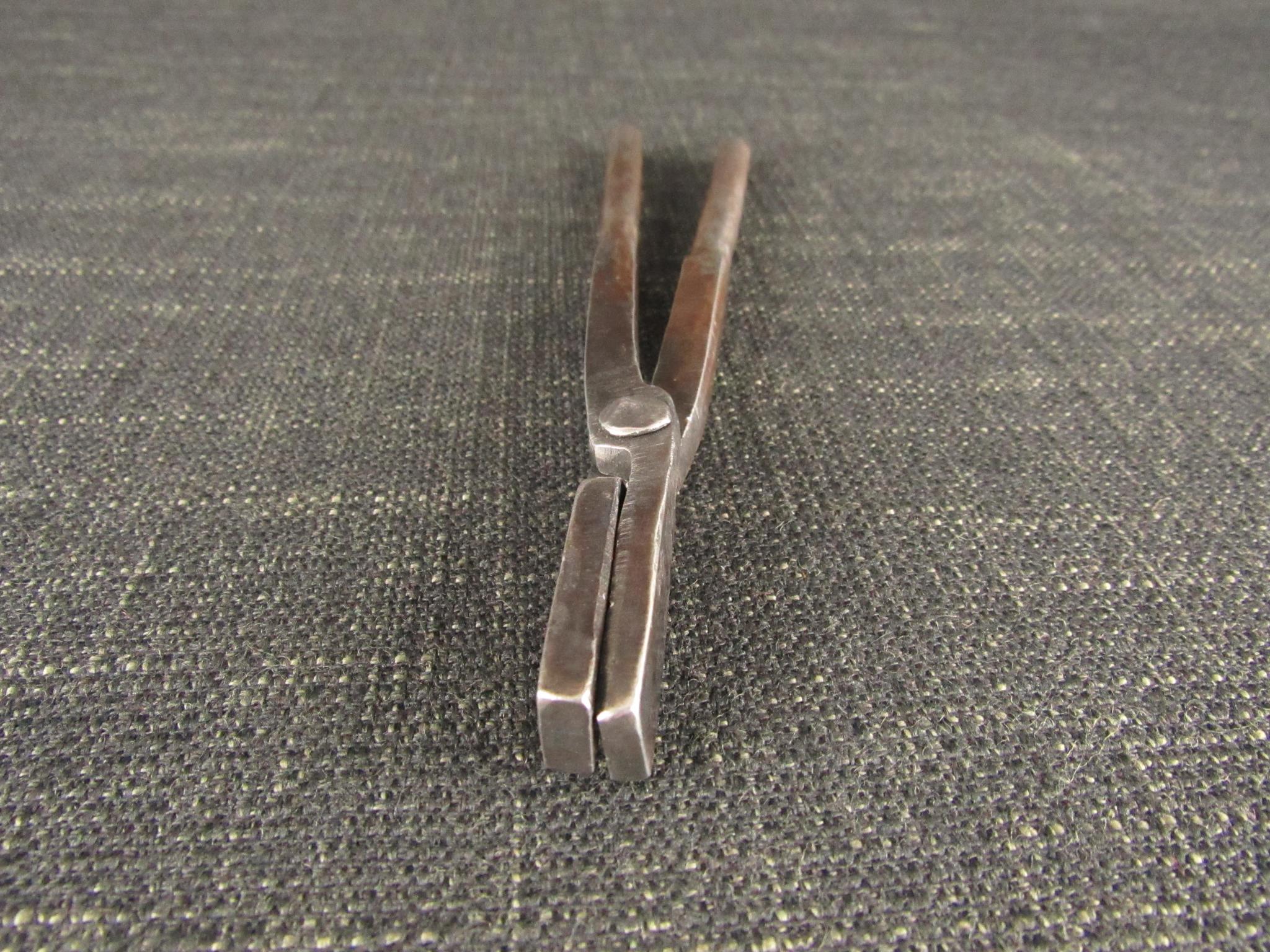 Miniature Closed Mouth Blacksmiths Tongs