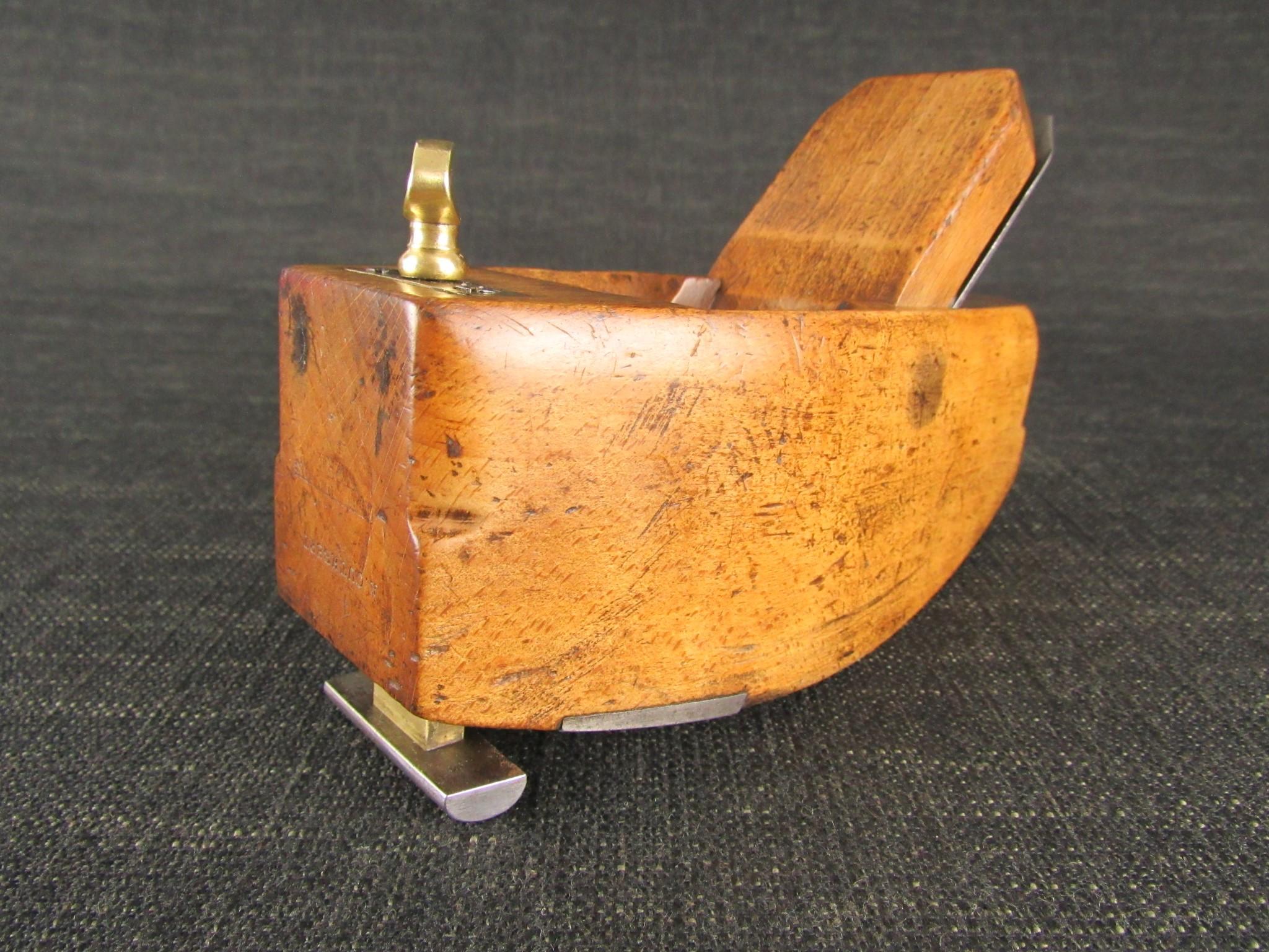VARVILL Wooden Compass Plane with Screw Stop *SOLD*