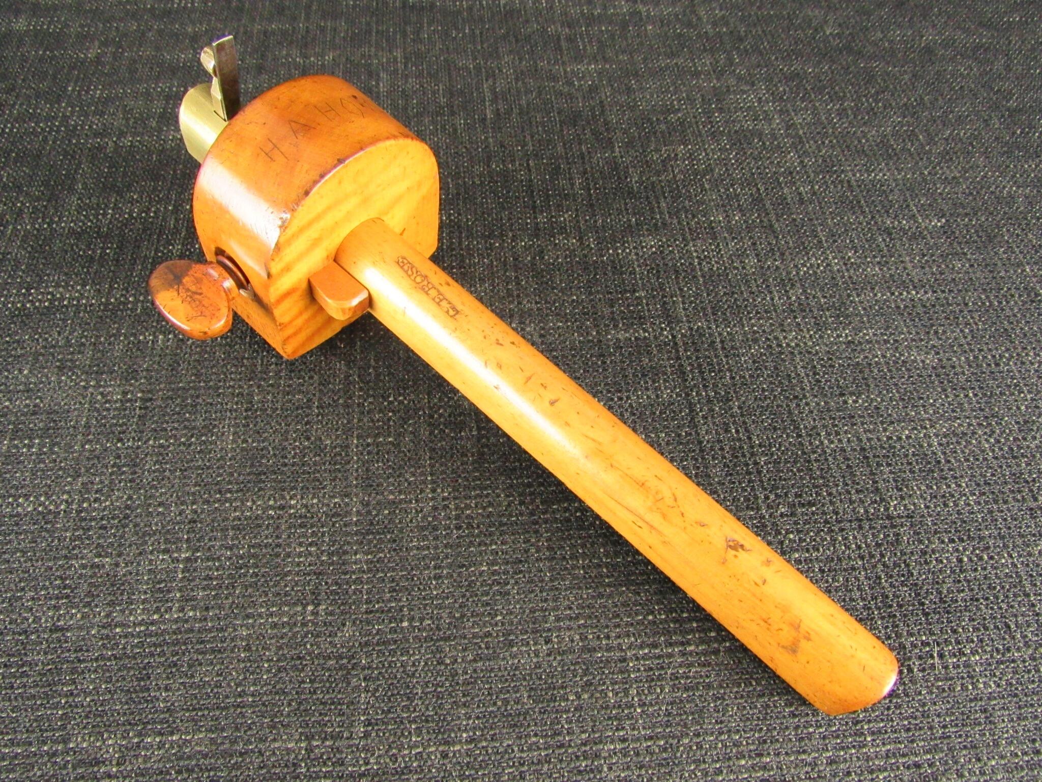 Boxwood Cutting or Slitting Gauge by WJ ARMOUR *SOLD*