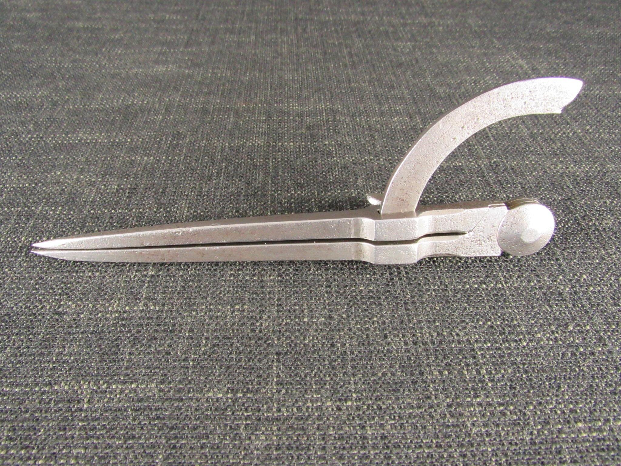 thumbnail image 2 of 6 Inch Wing Divider With Carbide Scriber - Engineering Supplies 2 of 11
