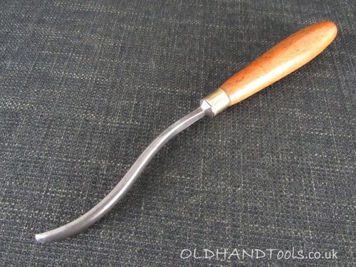 5/16 inch HENRY TAYLOR Deep Curved Carving Gouge
