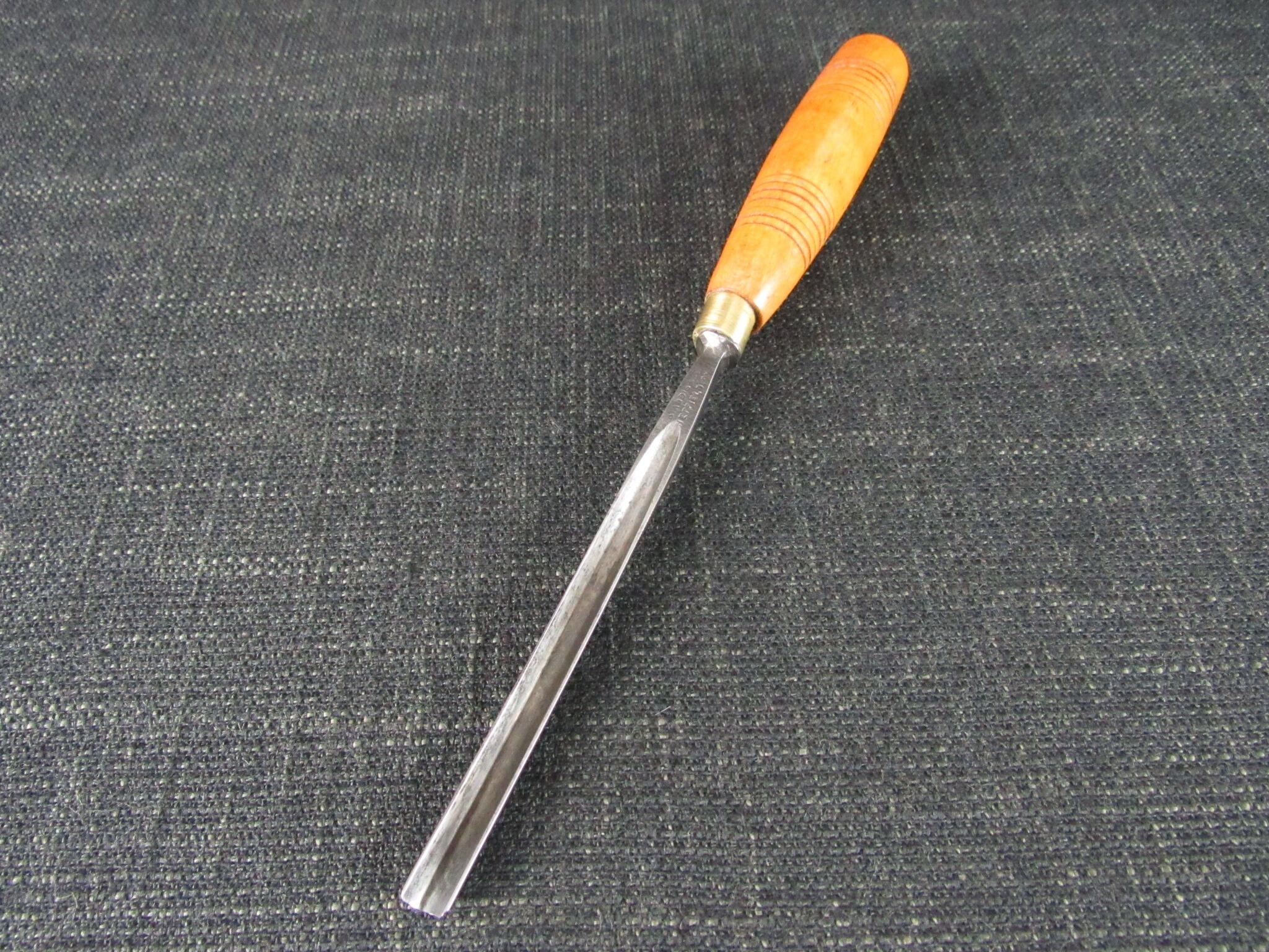 JB ADDIS 1/4 inch No 9 Carving Gouge