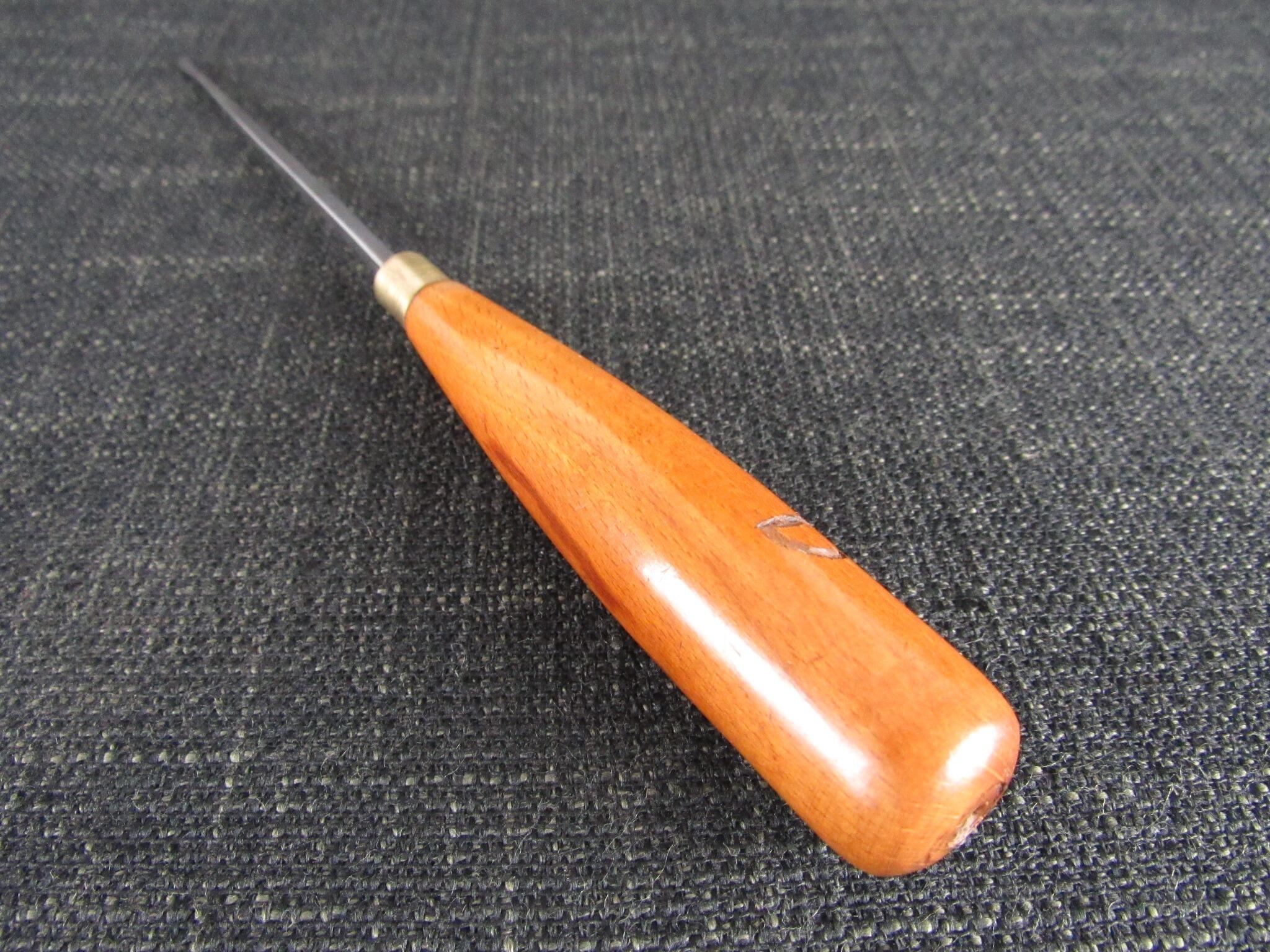 1/8 inch MARPLES V Carving Tool