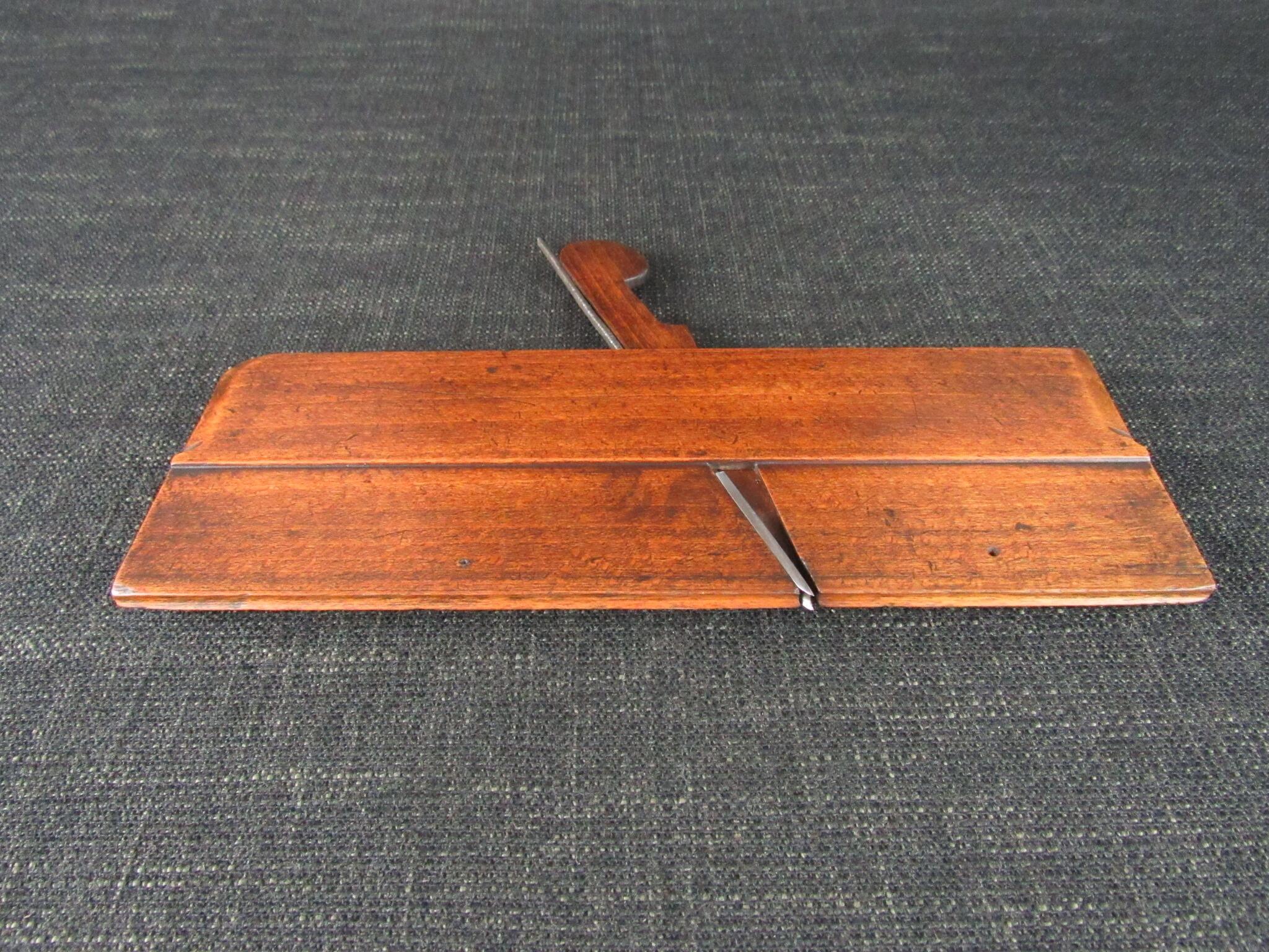 DEELEY No 2 Hollow Moulding Plane - Cabinet Pitch