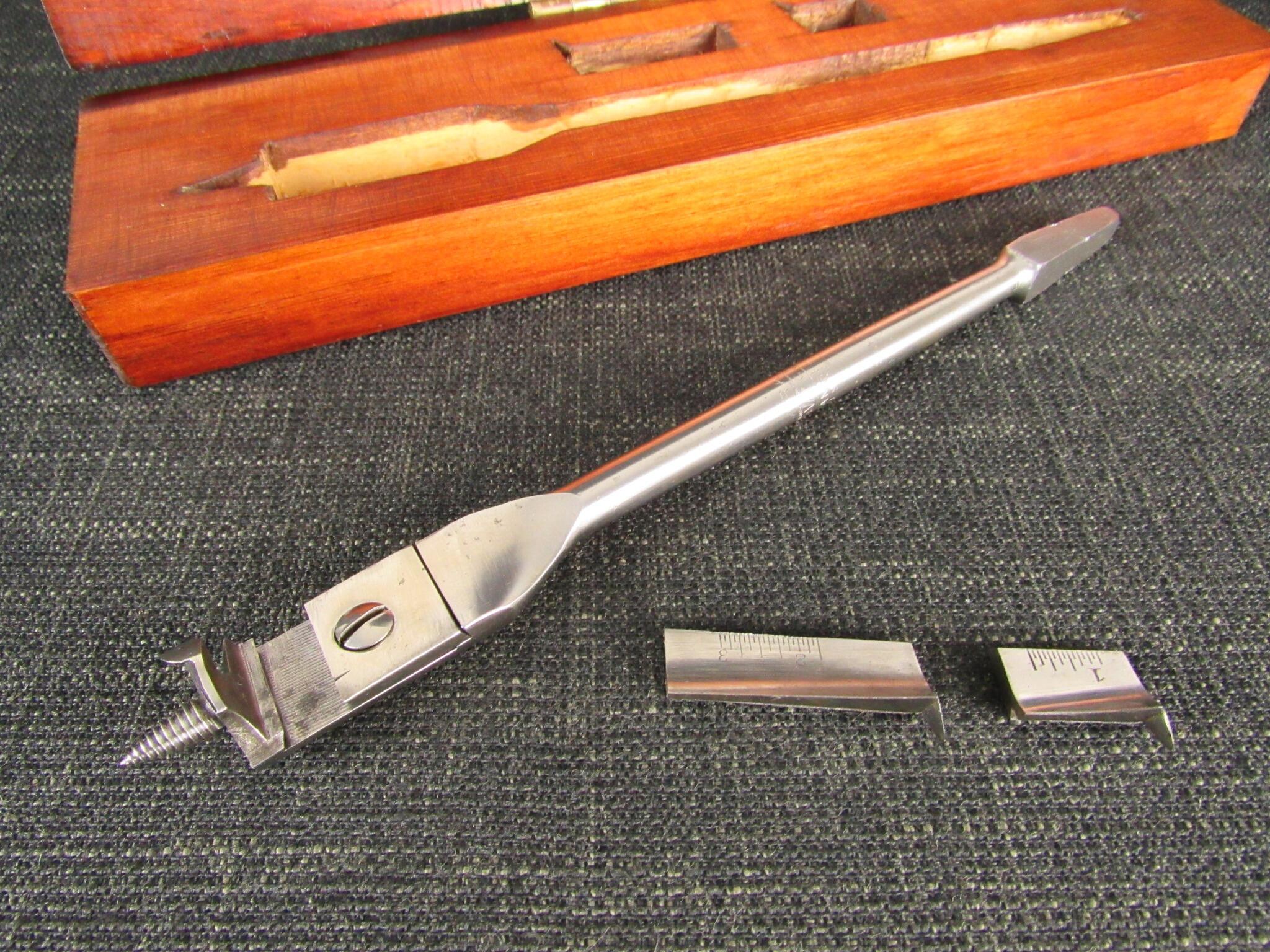 CLARK Expansive Brace Bit