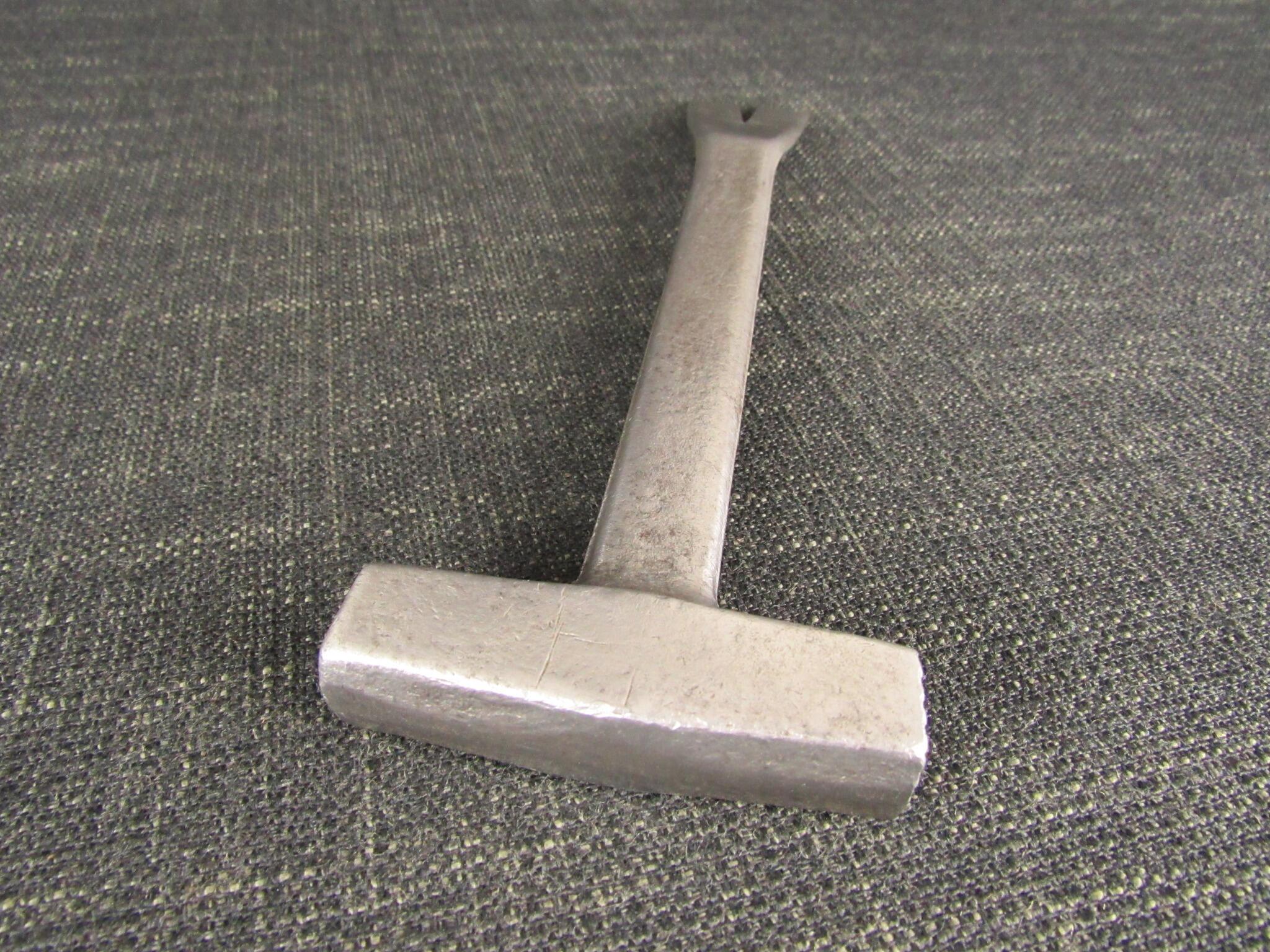 NOX TOX Crate Hammer Tool by THE BRIDGEPORT HARDWARE MFG CORP