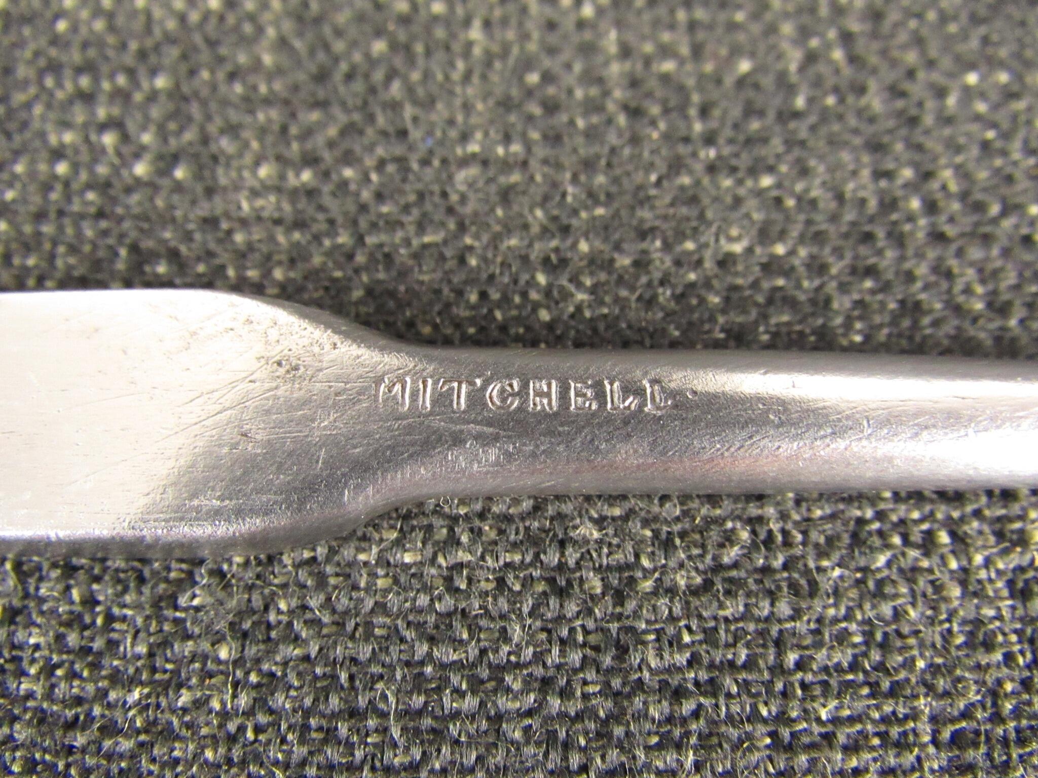 MITCHELL Striking Knife