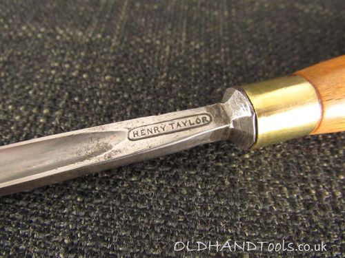 HENRY TAYLOR Straight Carving Gouge - 3/8 inch