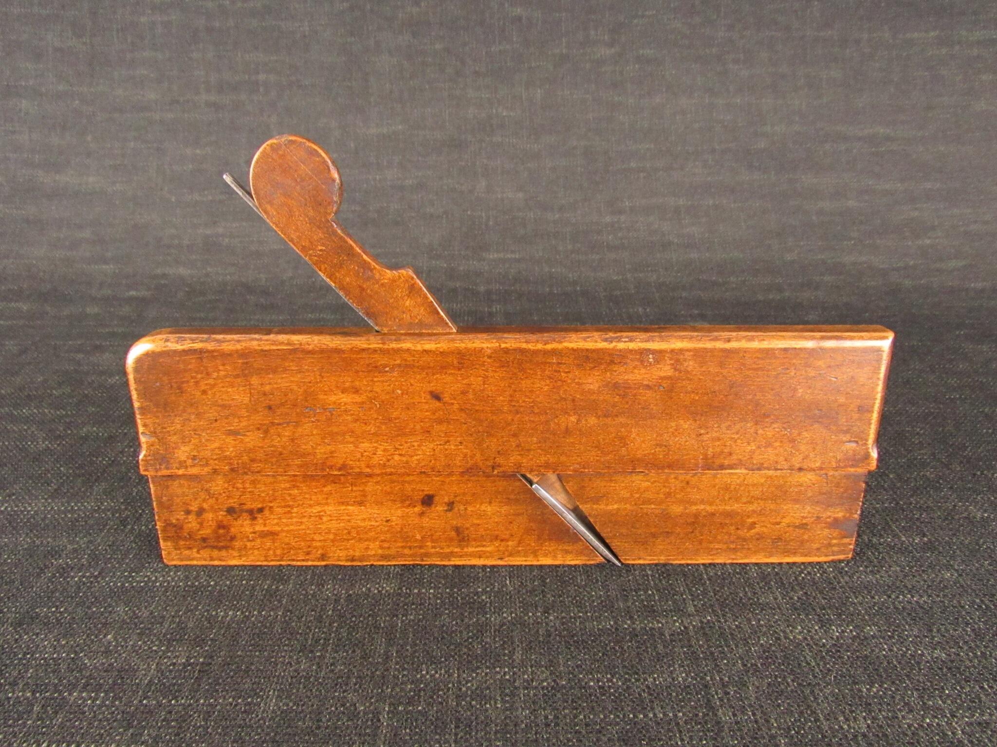 18th Century DARBEY Narrow Moulding Plane
