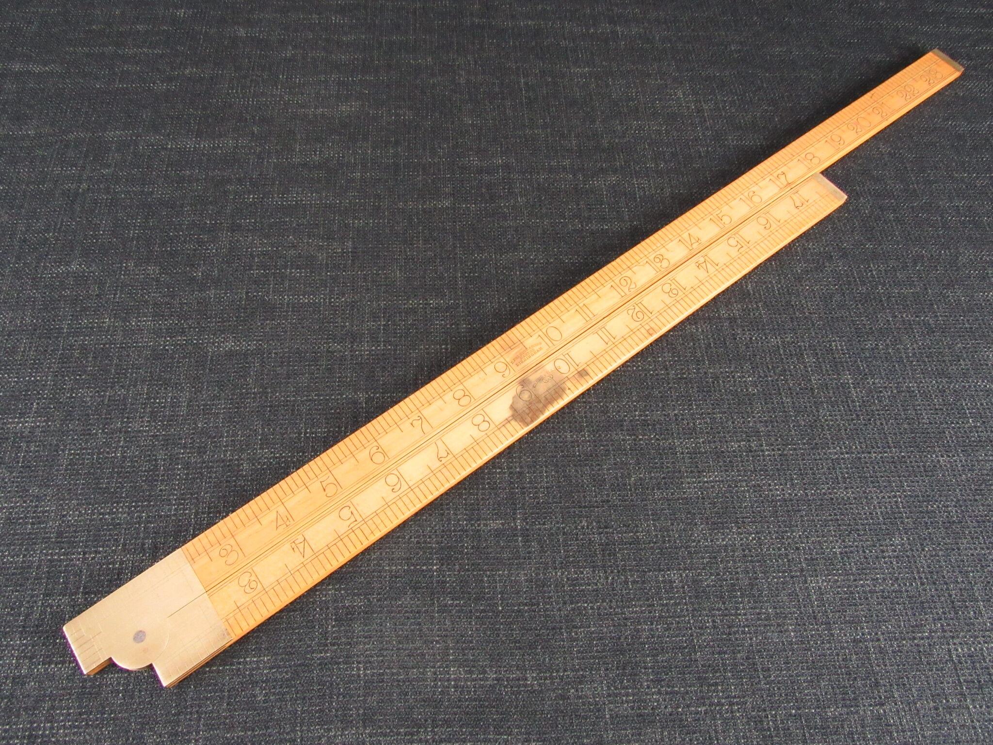 PRESTON Tailors Folding Boxwood Square