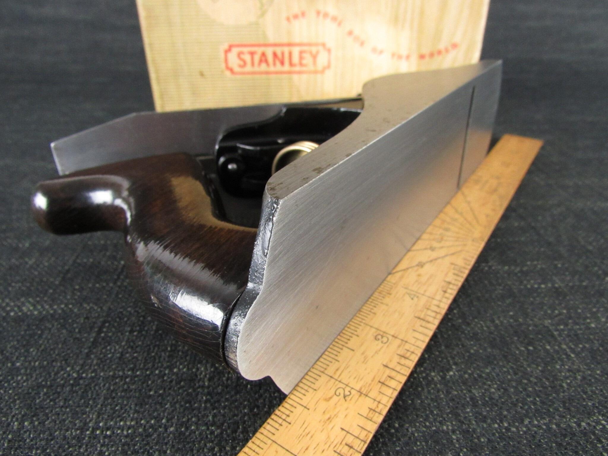 STANLEY No 4 Smoothing Plane -  The Tool Box of the World