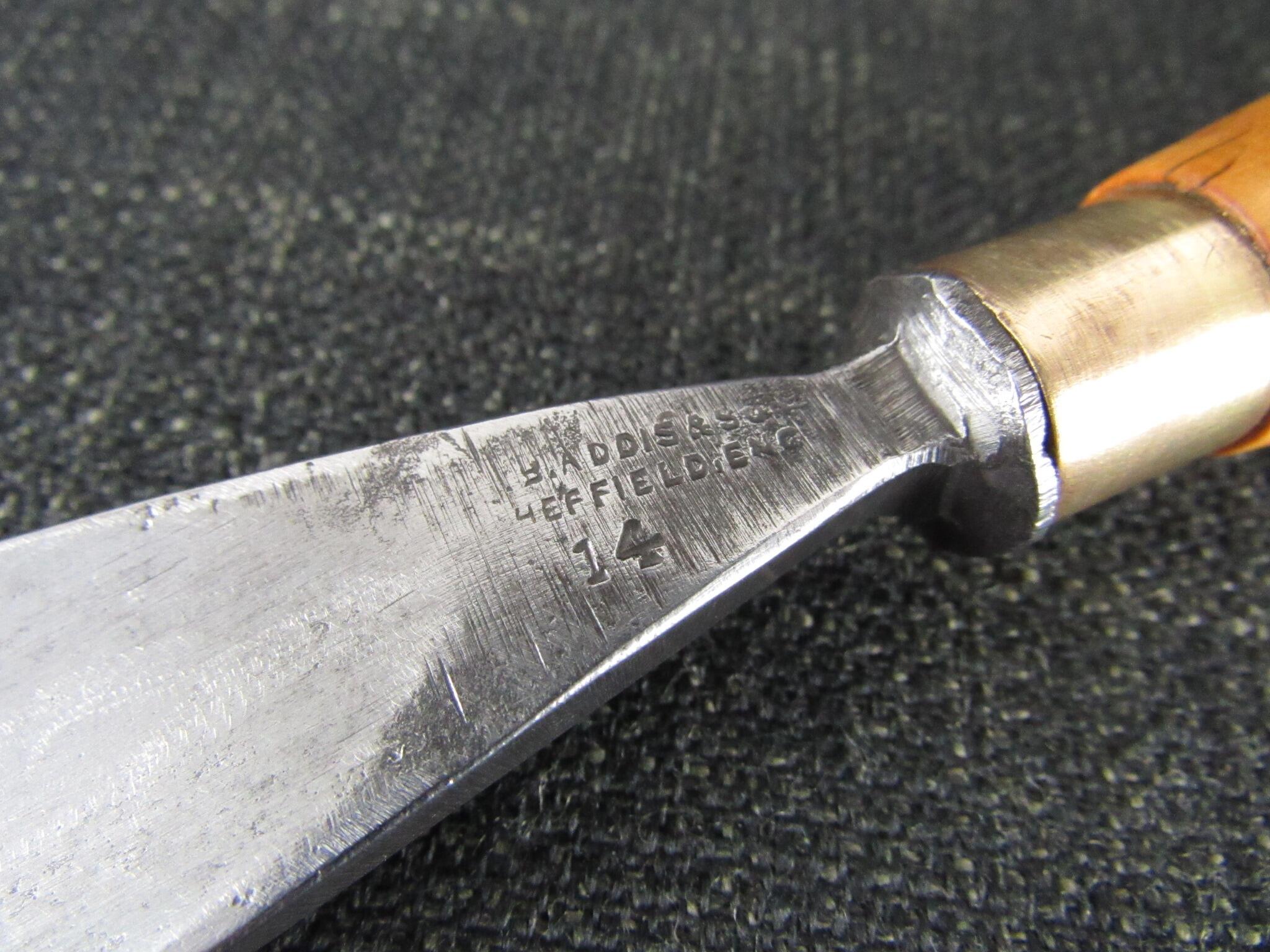 Large JB ADDIS No 14 Curved Carving Gouge - 1 1/8 inch