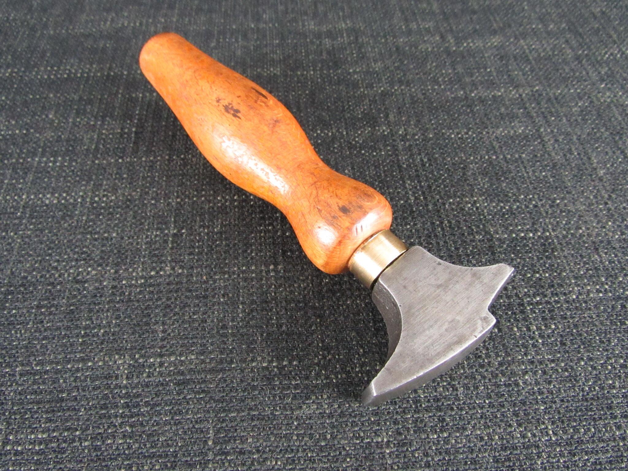 Cobblers or Shoe Makers Glazing Iron