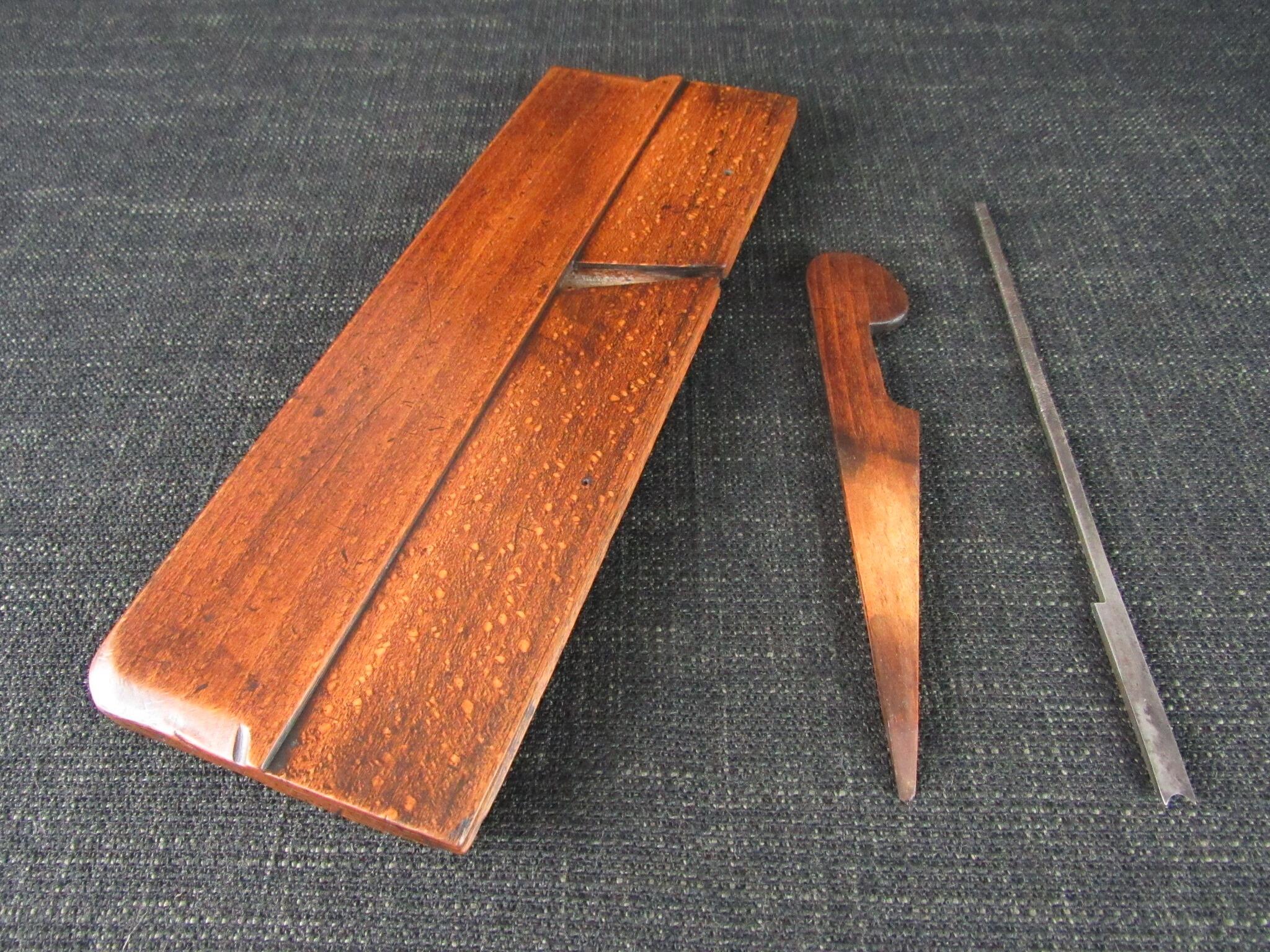 DEELEY No 2 Hollow Moulding Plane - Cabinet Pitch