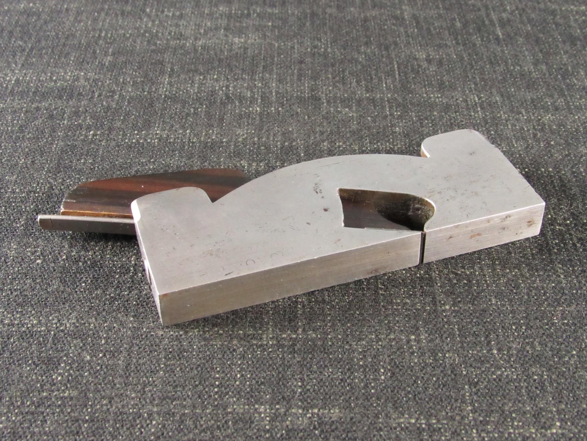 Small Infill Shoulder Plane by THACKERAY ?