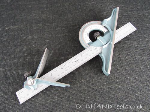MITUTOYO Combination Set Bevel Protractor & Centre Finder with Rule