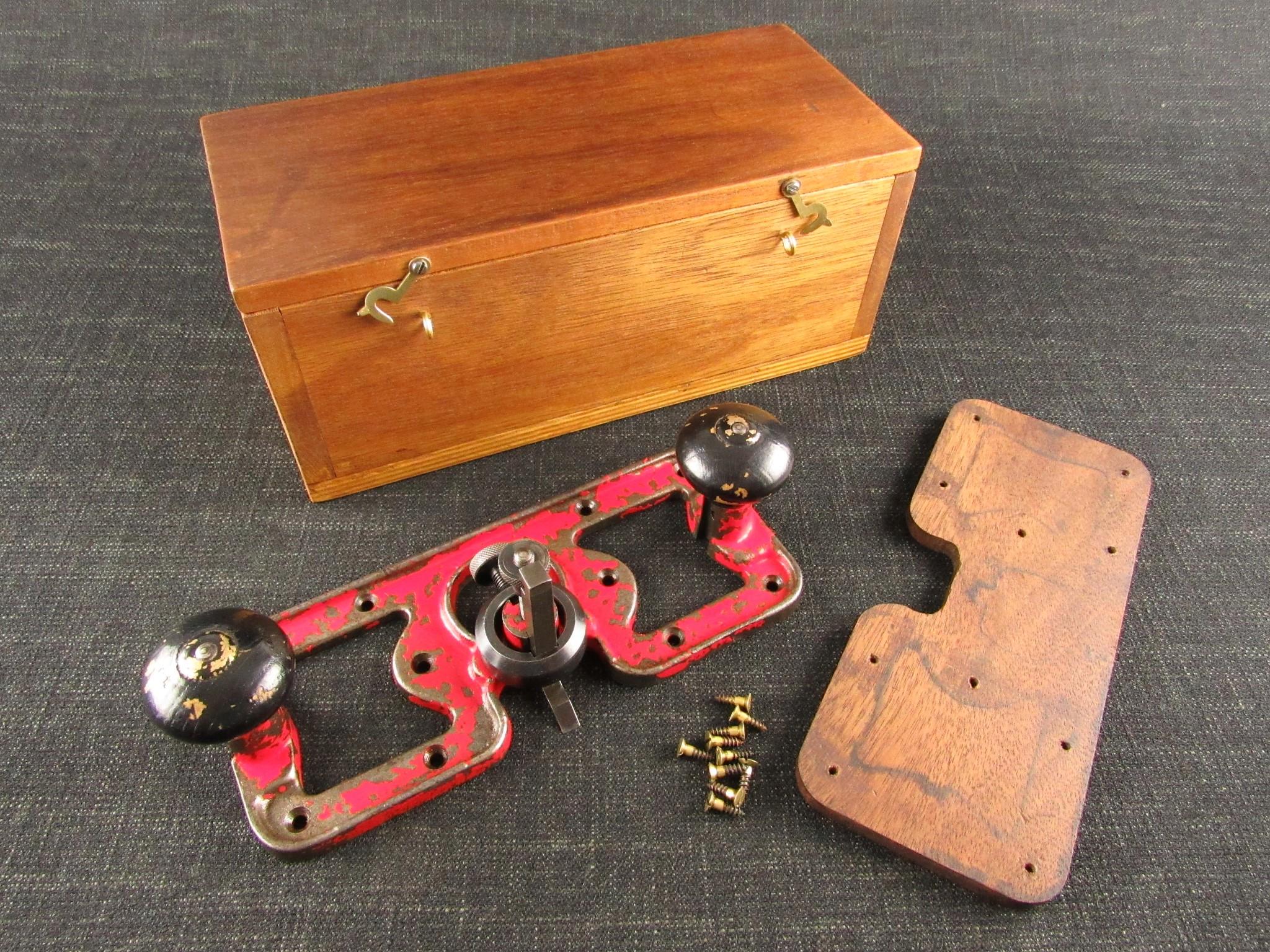 TYZACK Router Plane