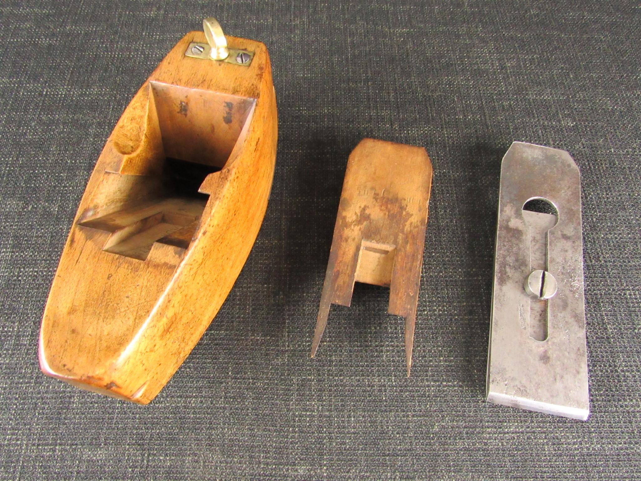 VARVILL Wooden Compass Plane with Screw Stop *SOLD*