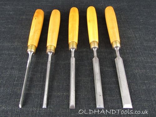 Graduated Set of 5 MARPLES Bevel Edge Chisels with Boxwood Handles