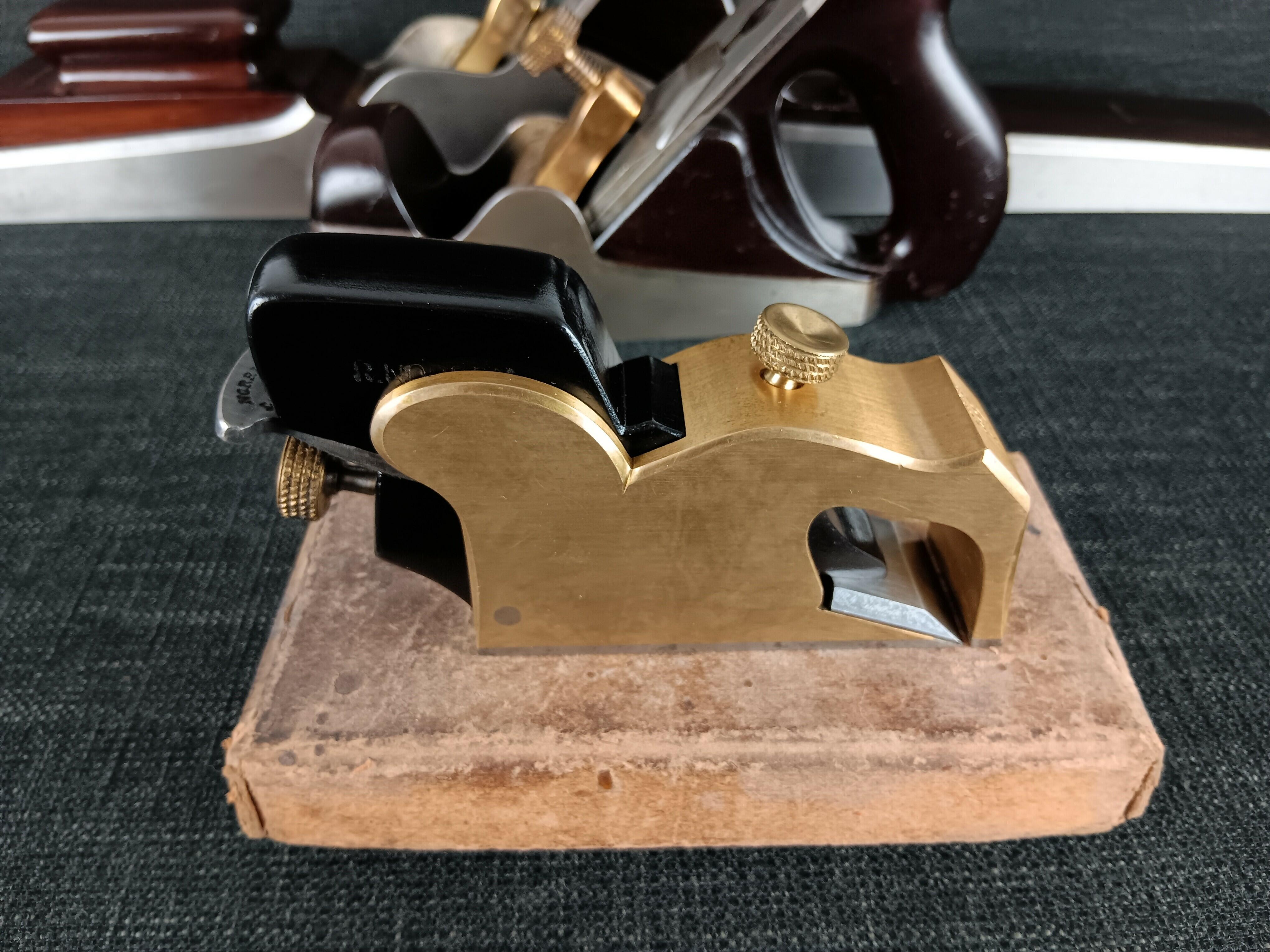 NORRIS A27 Adjustable Gunmetal Steel Soled Bullnose Plane