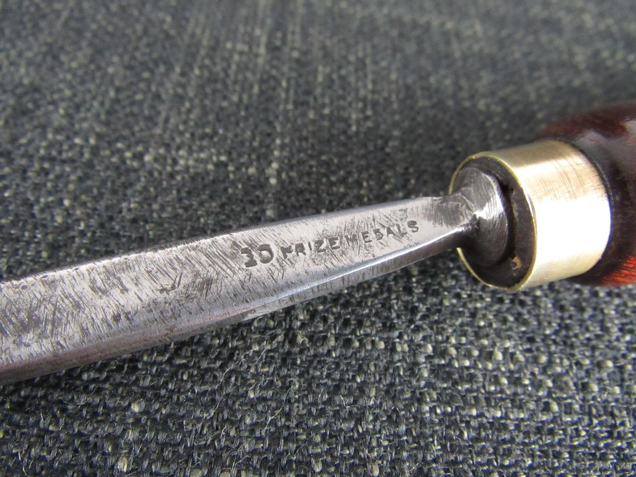 JB ADDIS 3/8 inch No 4 Carving Gouge