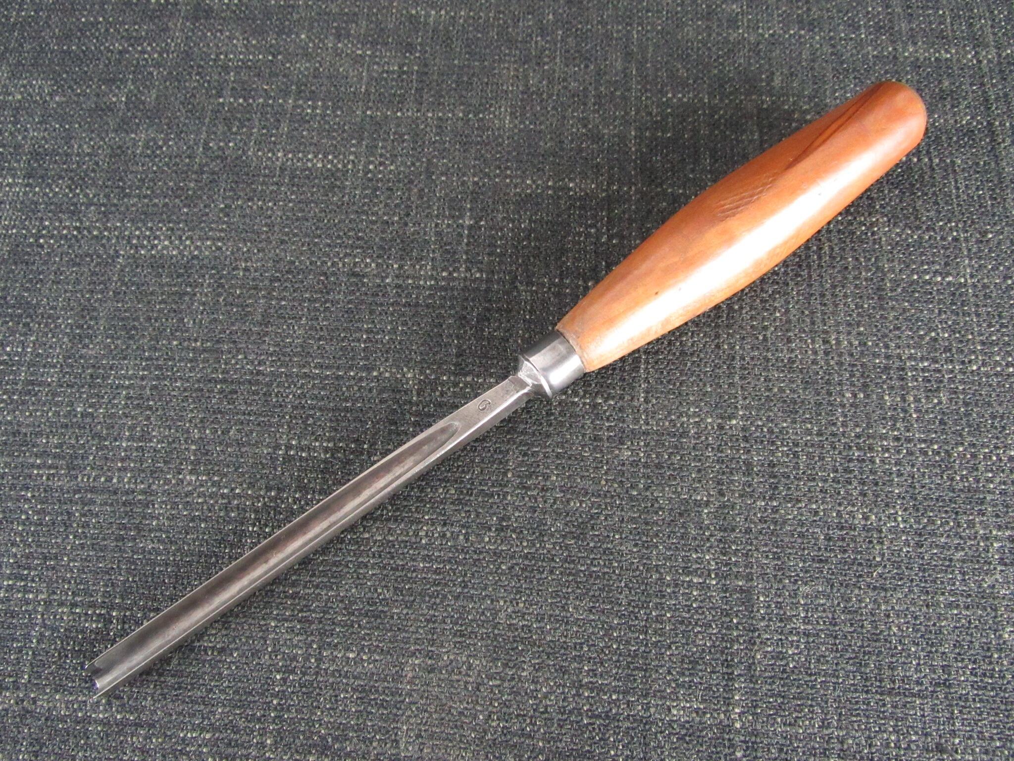 HERRING BROTHERS No 9 Deep Carving Gouge - 1/4 inch 7mm