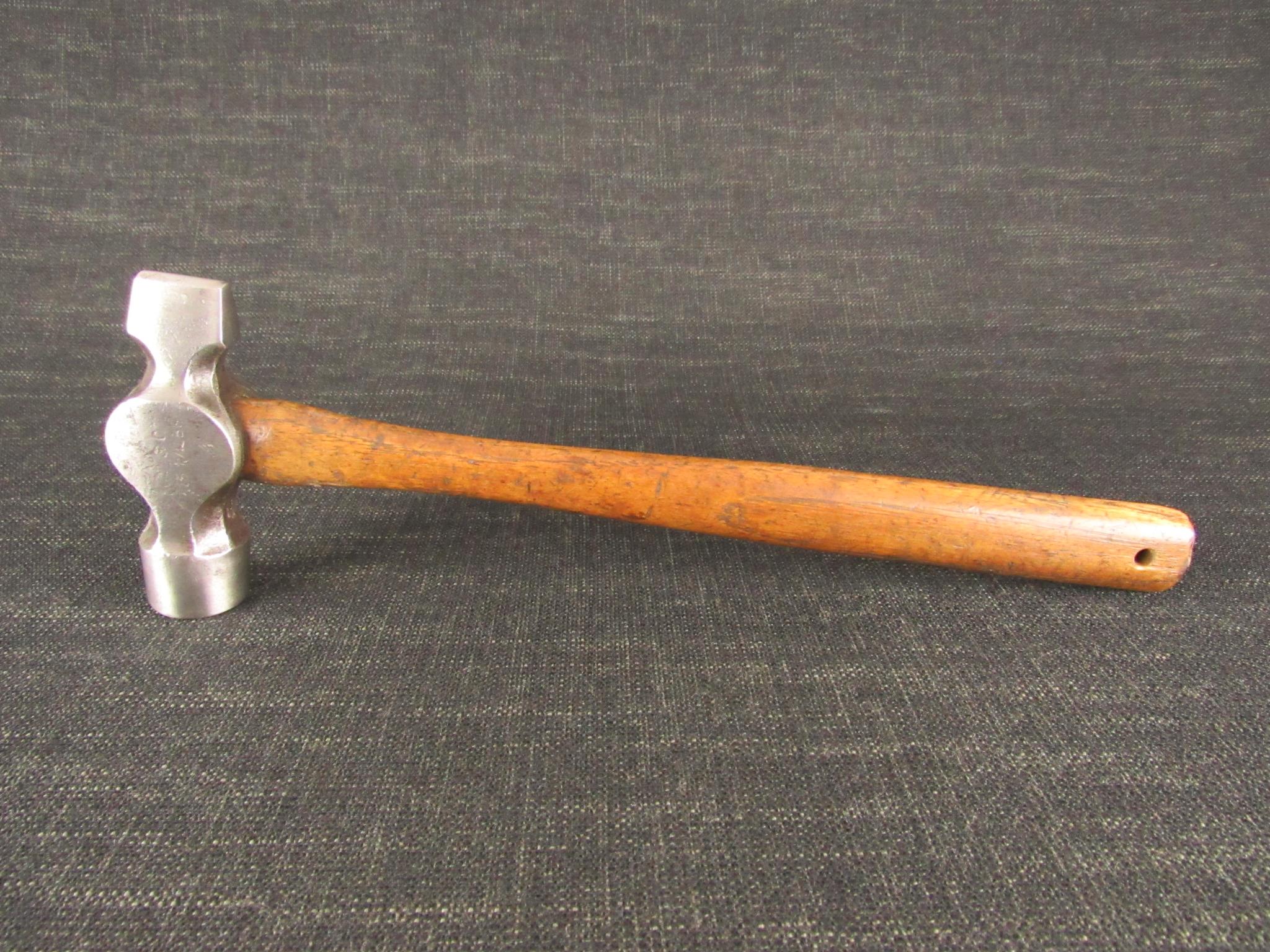 Vintage Straight Pein Hammer - 1 1/4 LB