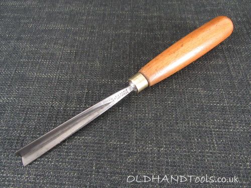 SJ ADDIS No 45 90 Degree V Carving Tool - 1/2 inch